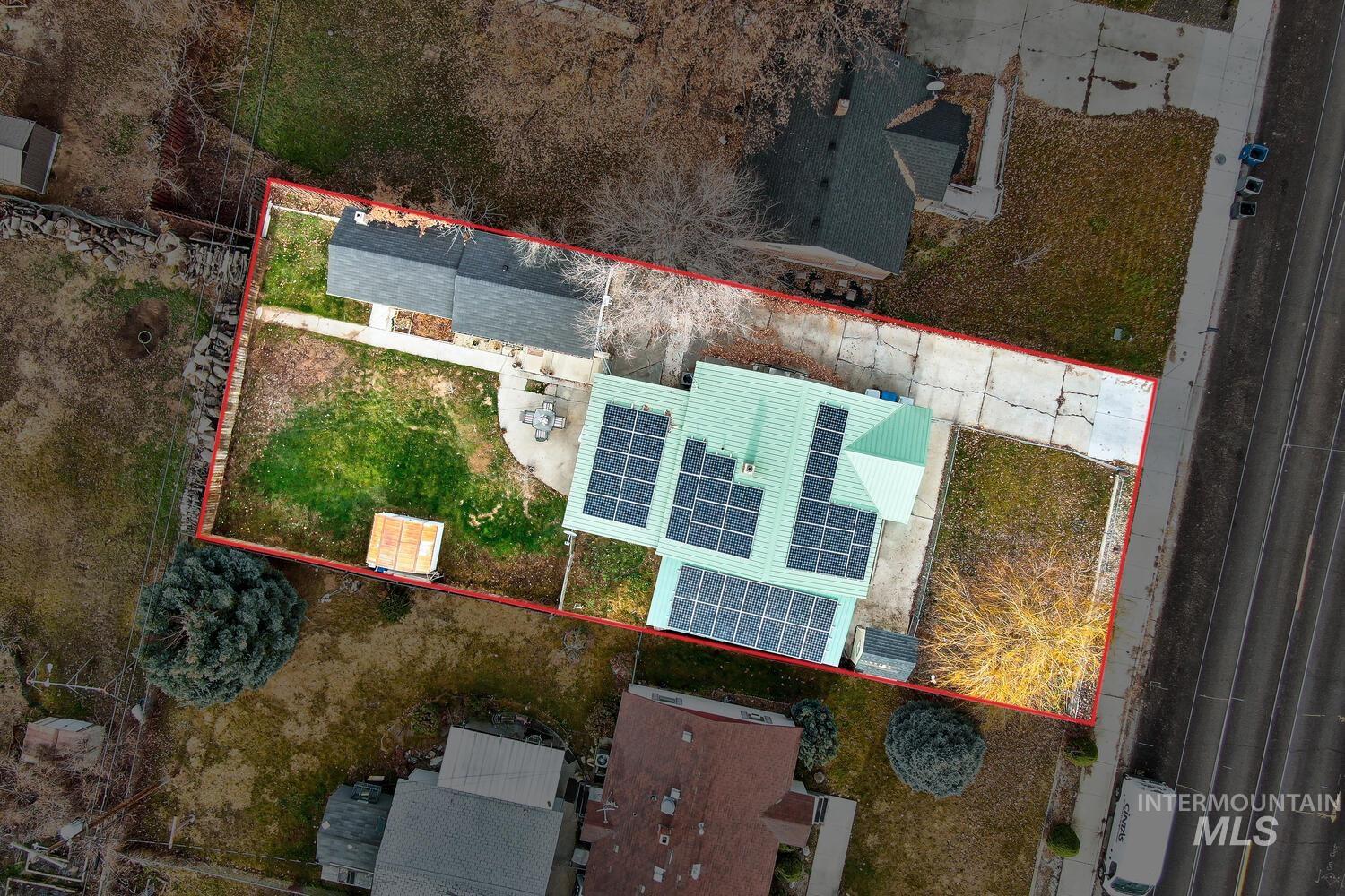 607 S Powerline, Nampa, Idaho 83686, 3 Bedrooms, 1 Bathroom, Residential Income For Sale, Price $525,000, 98969867