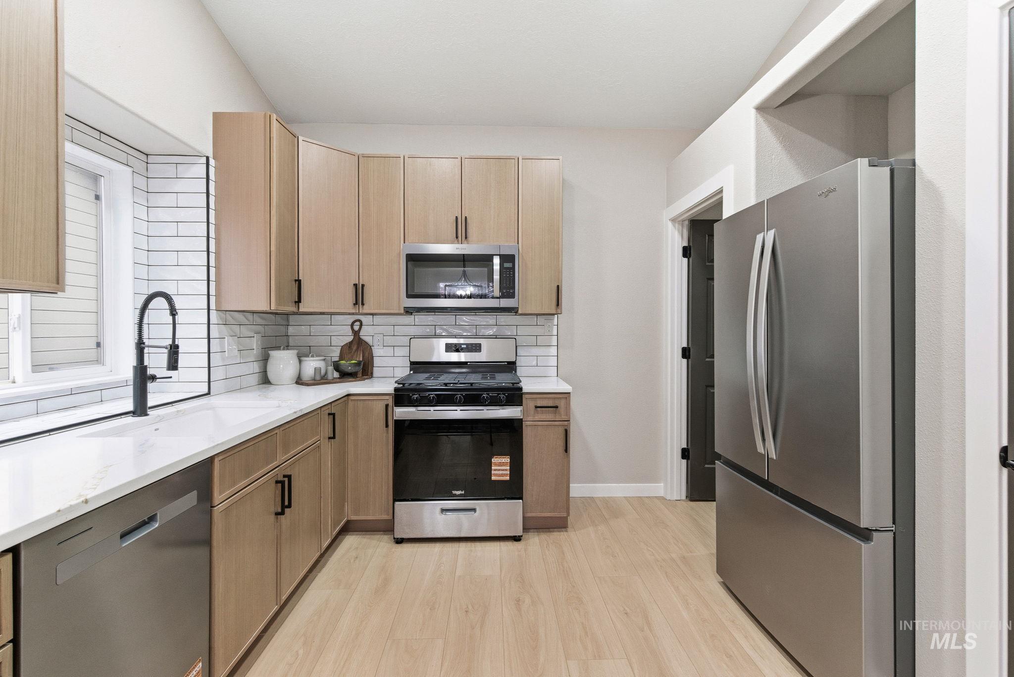 4248 S Trailridge, Boise, Idaho 83716, 3 Bedrooms, 2 Bathrooms, Residential For Sale, Price $479,900,MLS 98969874