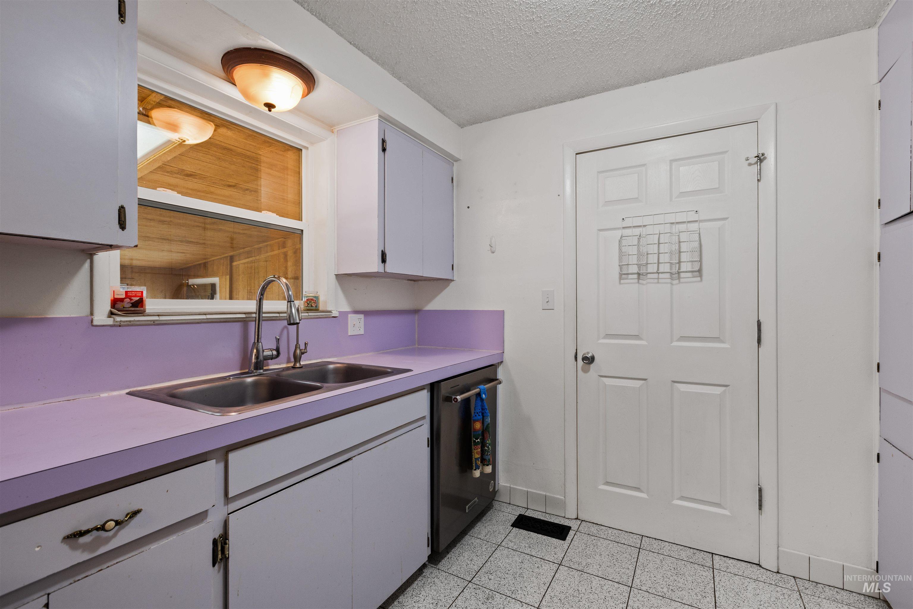 4910 W View Pl, Meridian, Idaho 83642, 3 Bedrooms, 1.5 Bathrooms, Residential For Sale, Price $500,000, 98969878