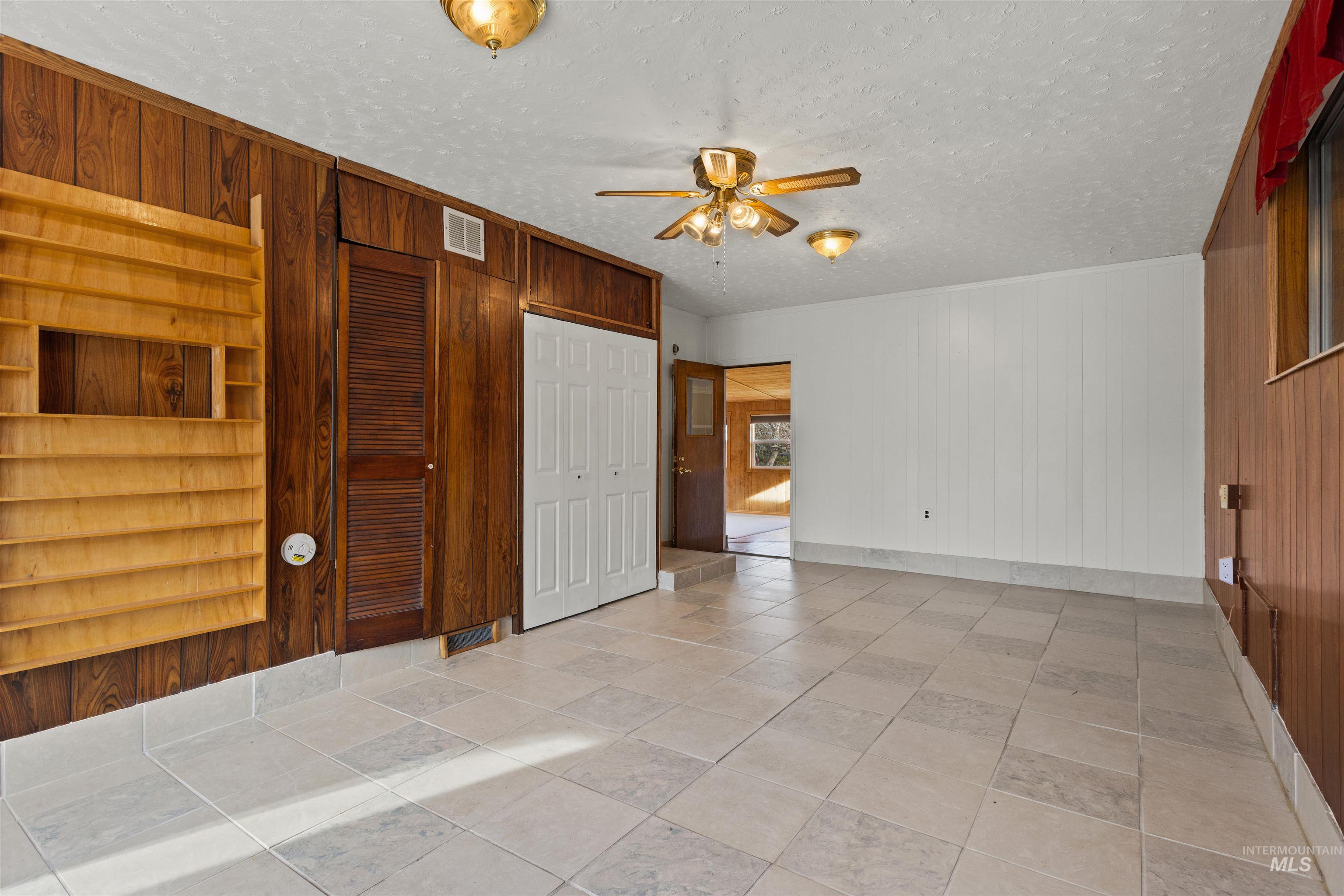 4910 W View Pl, Meridian, Idaho 83642, 3 Bedrooms, 1.5 Bathrooms, Residential For Sale, Price $500,000, 98969878