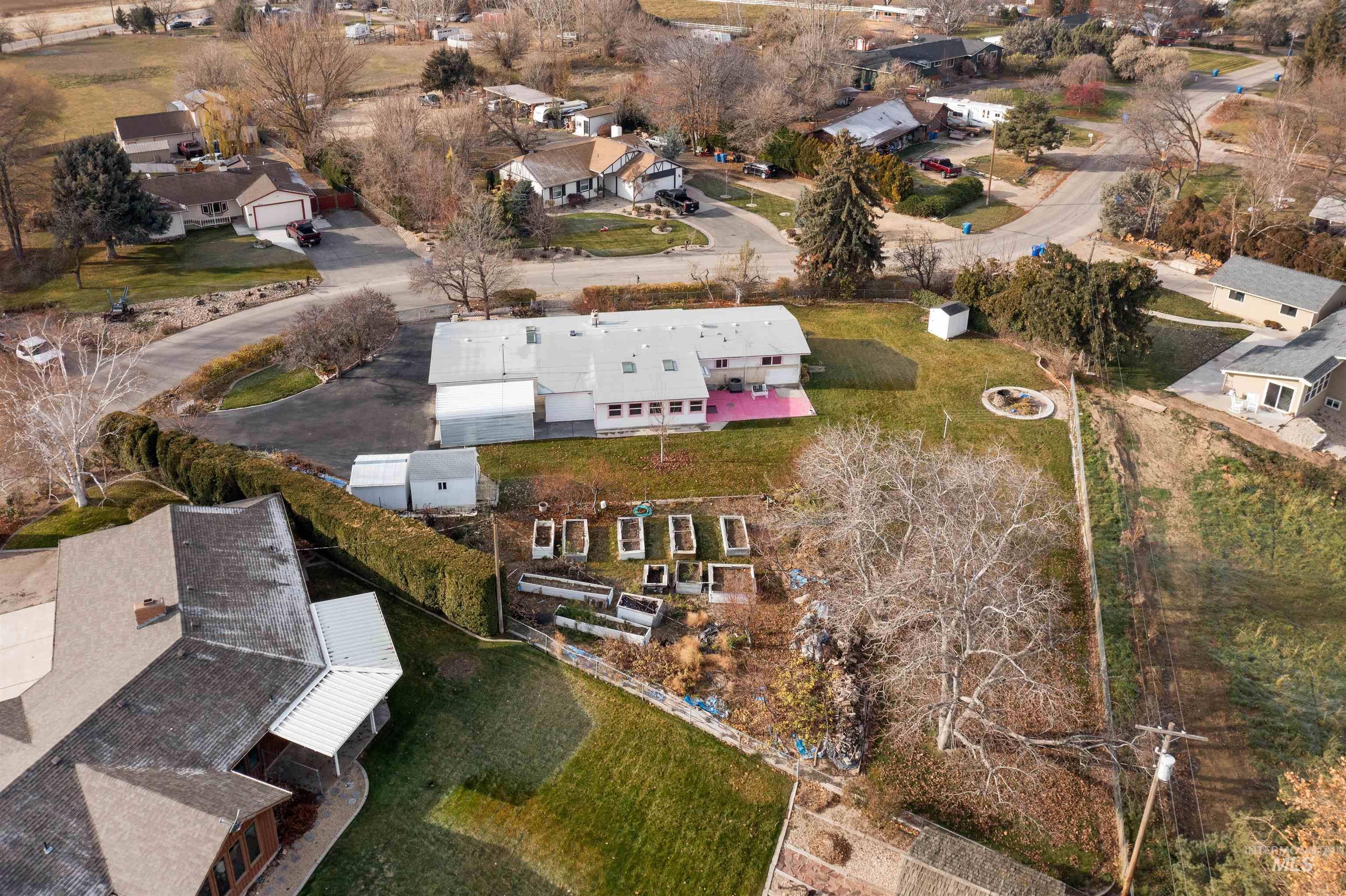 4910 W View Pl, Meridian, Idaho 83642, 3 Bedrooms, 1.5 Bathrooms, Residential For Sale, Price $500,000, 98969878