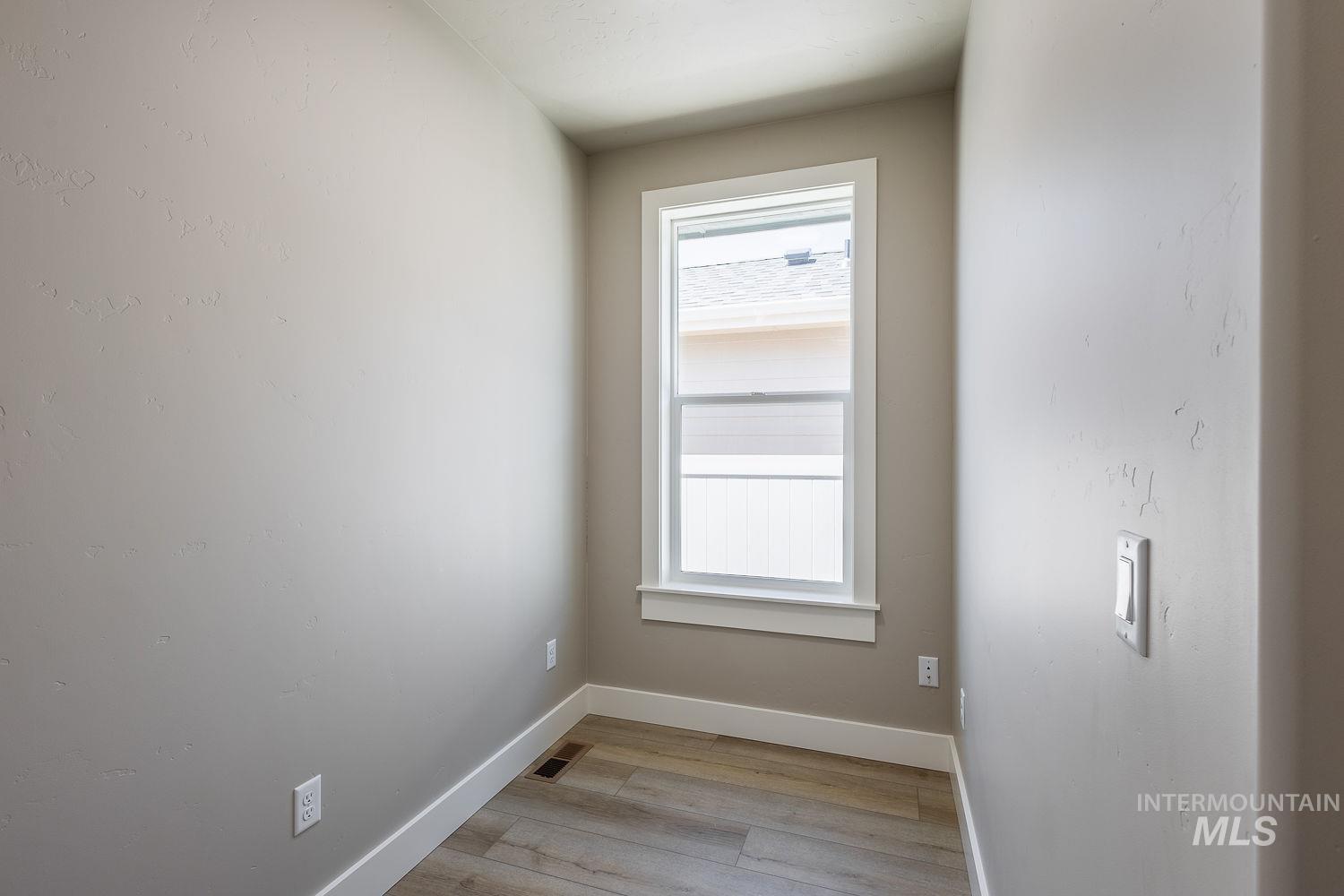 1700 Sandbar Rd, Emmett, Idaho 83617, 3 Bedrooms, 2 Bathrooms, Residential For Sale, Price $521,900, 98969897