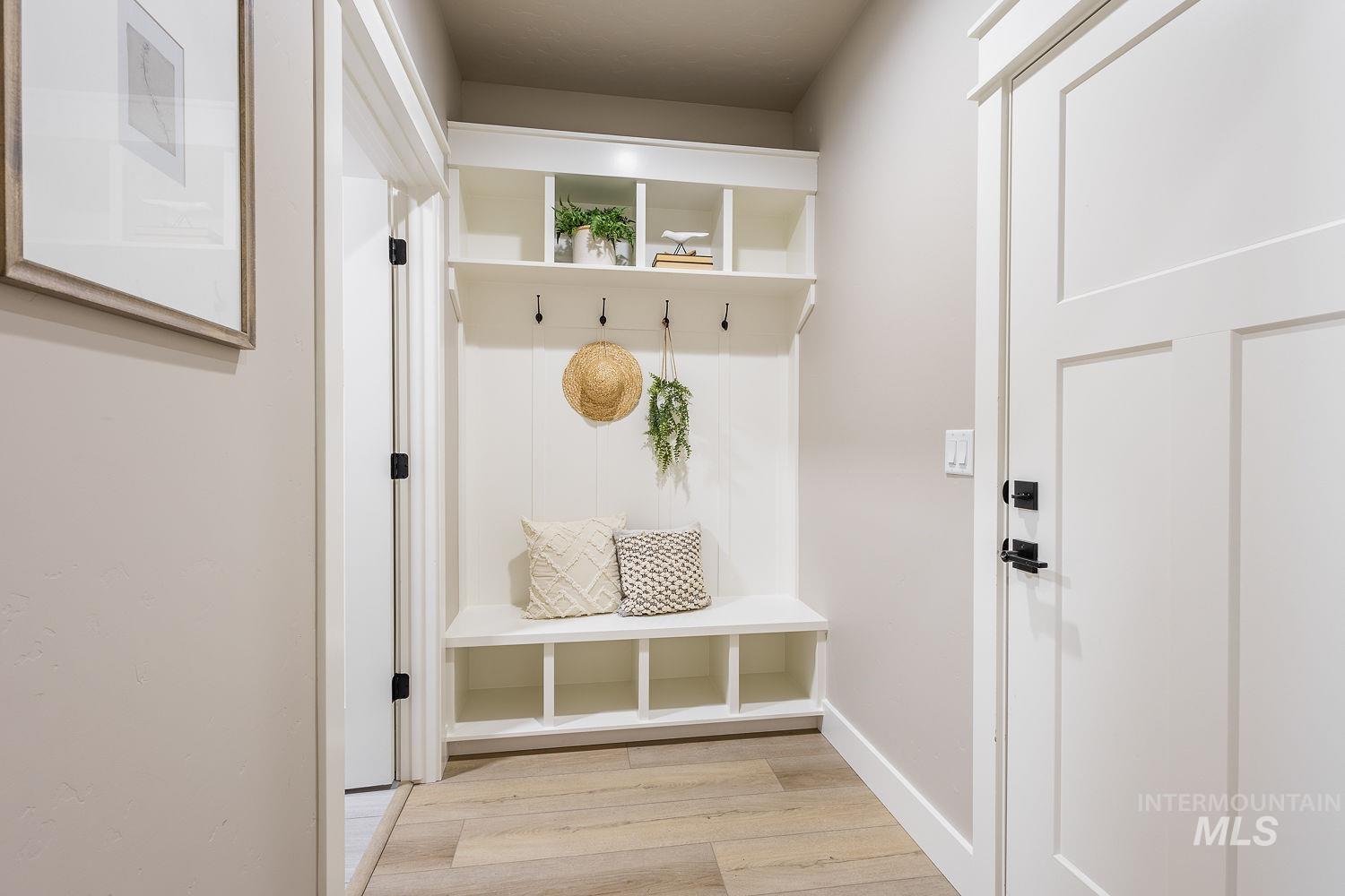 1700 Sandbar Rd, Emmett, Idaho 83617, 3 Bedrooms, 2 Bathrooms, Residential For Sale, Price $521,900, 98969897