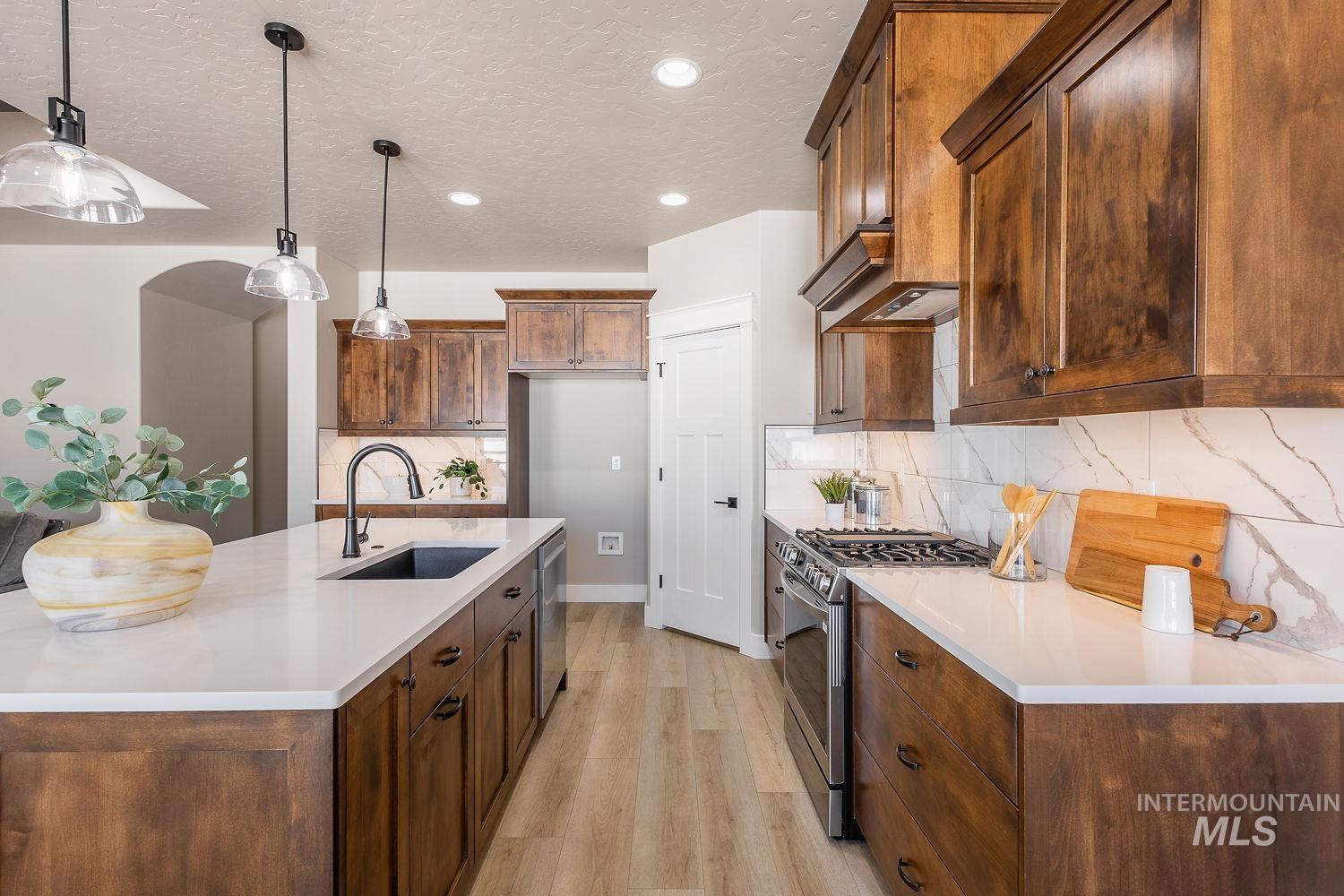 1700 Sandbar Rd, Emmett, Idaho 83617, 3 Bedrooms, 2 Bathrooms, Residential For Sale, Price $521,900, 98969897