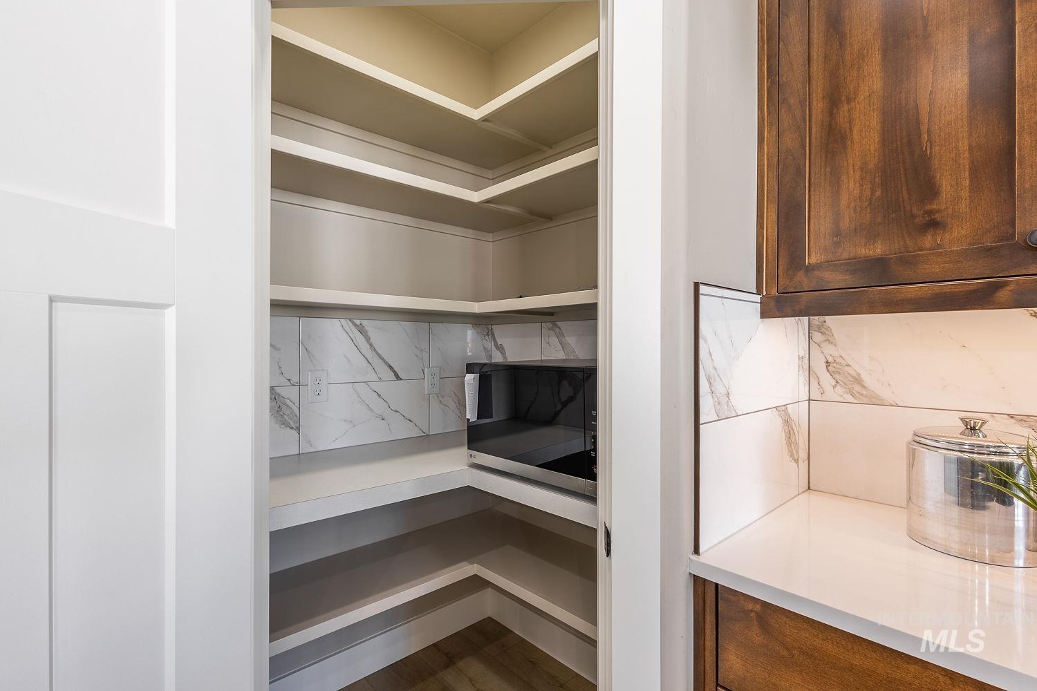 1700 Sandbar Rd, Emmett, Idaho 83617, 3 Bedrooms, 2 Bathrooms, Residential For Sale, Price $521,900, 98969897