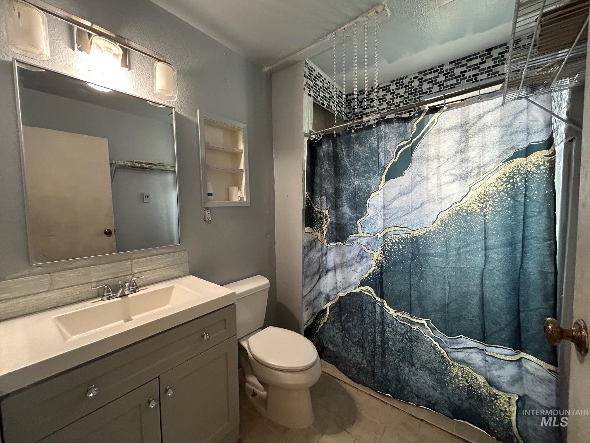 706 5th Avenue, Lewiston, Idaho 83501, 3 Bedrooms, 1 Bathroom, Residential For Sale, Price $335,000, 98969903