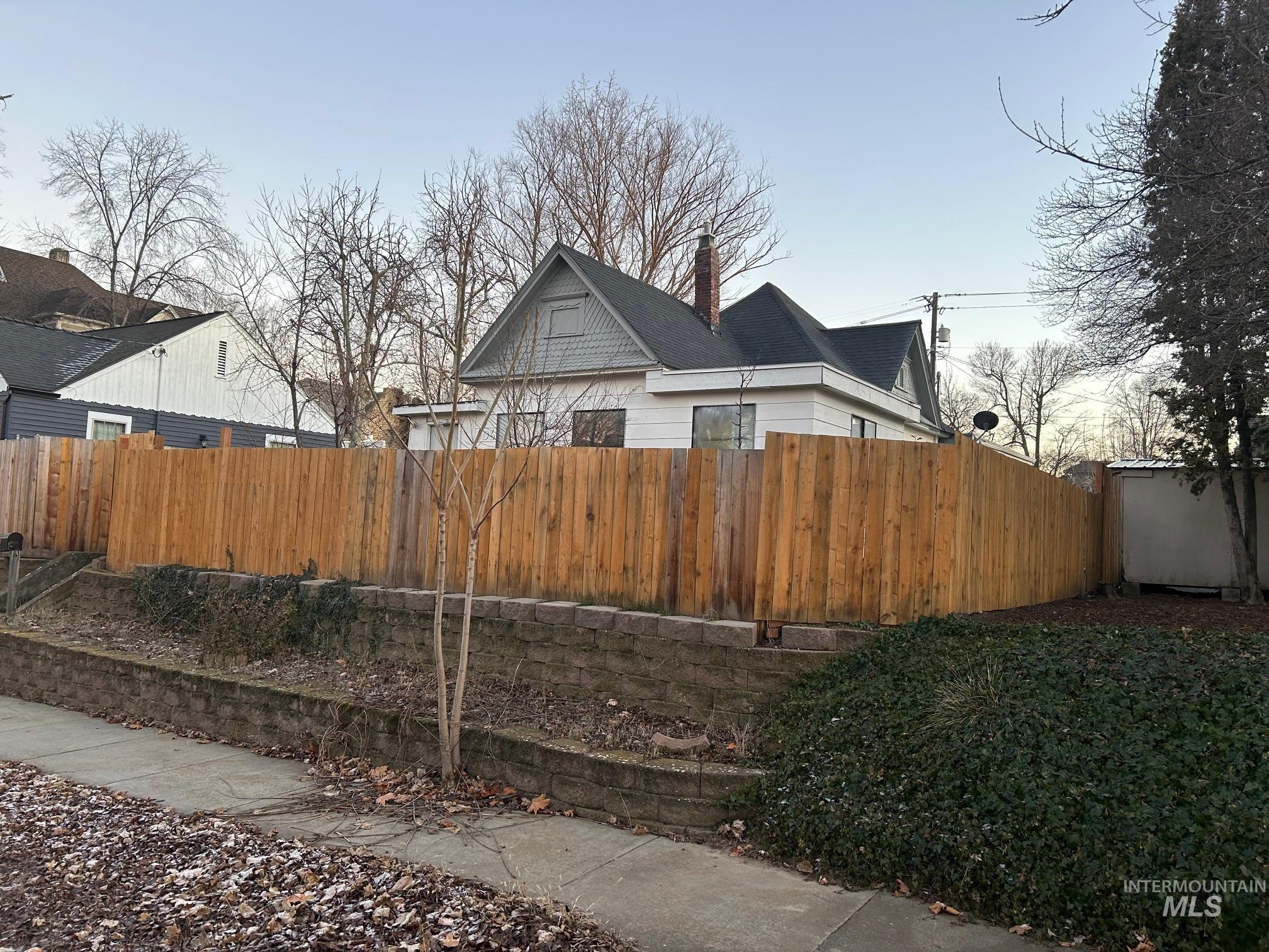 706 5th Avenue, Lewiston, Idaho 83501, 3 Bedrooms, 1 Bathroom, Residential For Sale, Price $335,000, 98969903