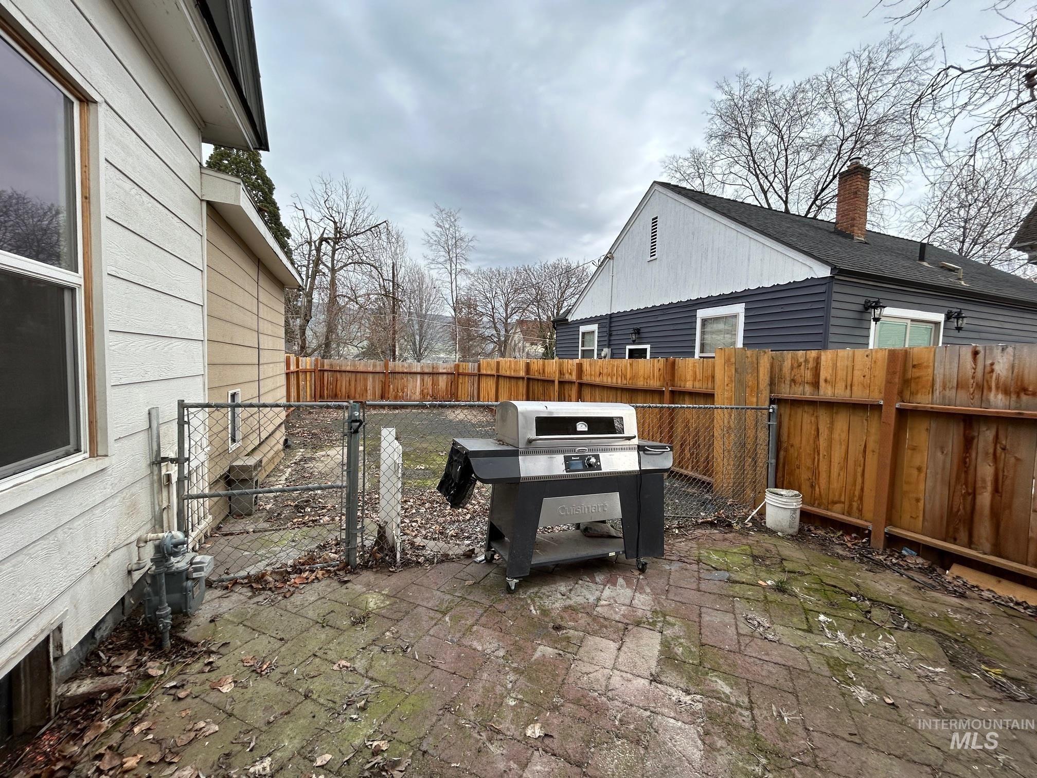 706 5th Avenue, Lewiston, Idaho 83501, 3 Bedrooms, 1 Bathroom, Residential For Sale, Price $335,000, 98969903