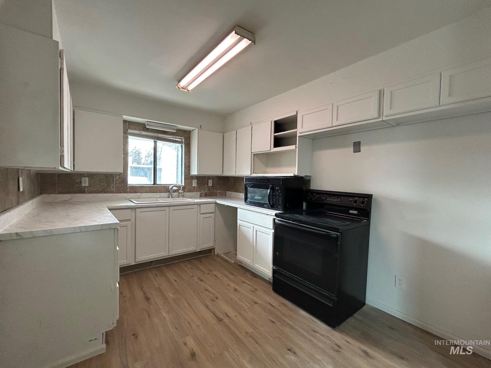 706 5th Avenue, Lewiston, Idaho 83501, 3 Bedrooms, 1 Bathroom, Residential For Sale, Price $335,000, 98969903