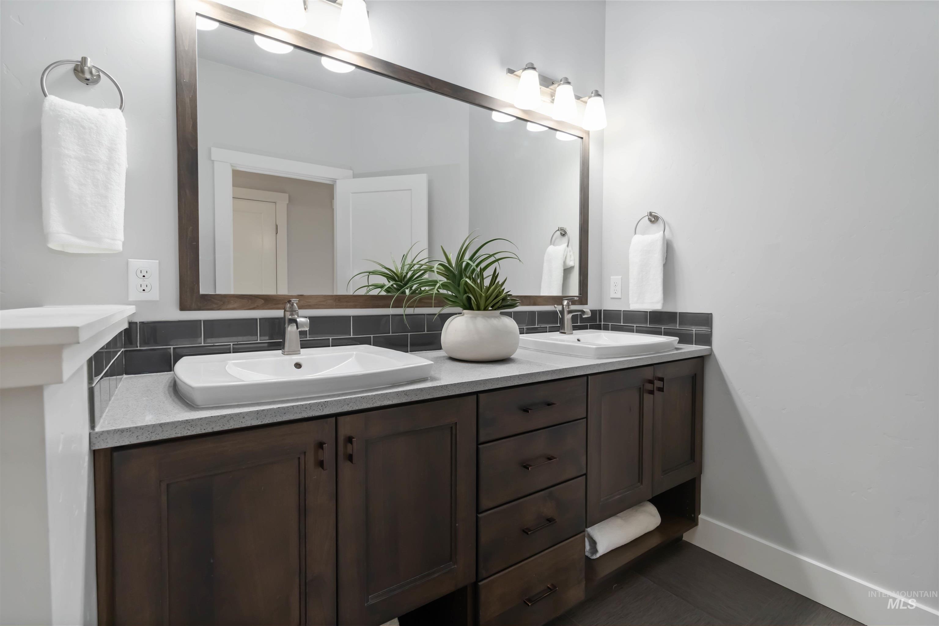 4064 W Temple Dr., Eagle, Idaho 83616, 5 Bedrooms, 3.5 Bathrooms, Residential For Sale, Price $1,250,000, 98969904