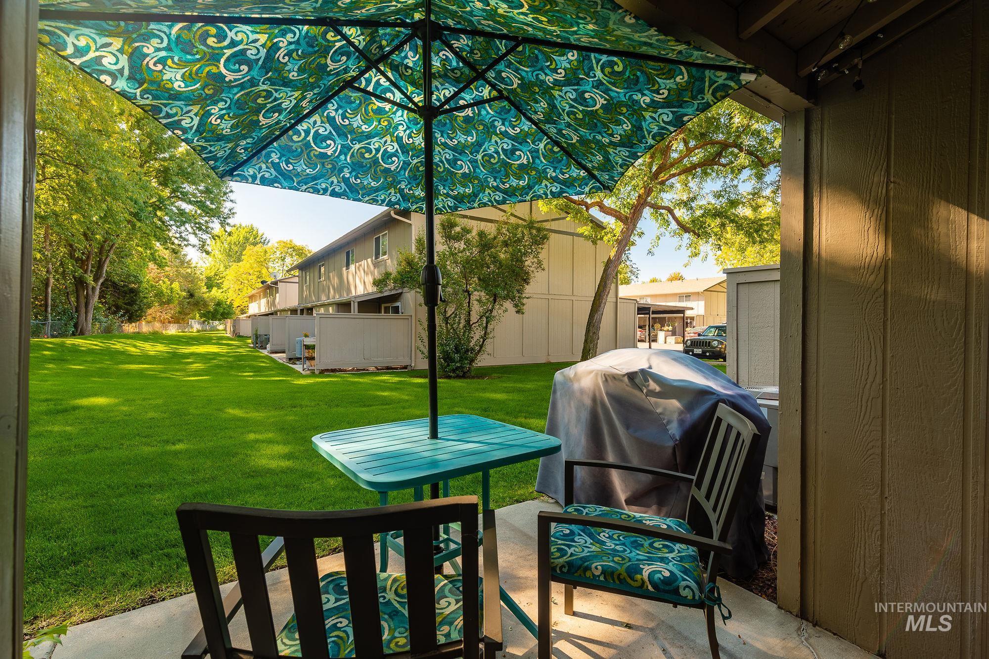 View of patio / terrace with grilling area