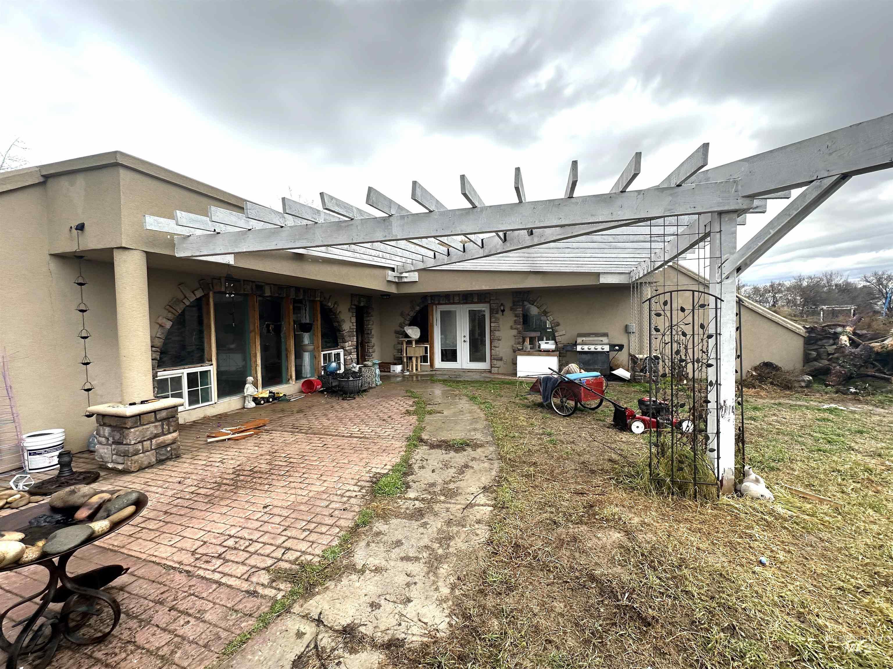 5860 Akron Road, New Plymouth, Idaho 83655, 3 Bedrooms, 2 Bathrooms, Residential For Sale, Price $375,000, 98969911