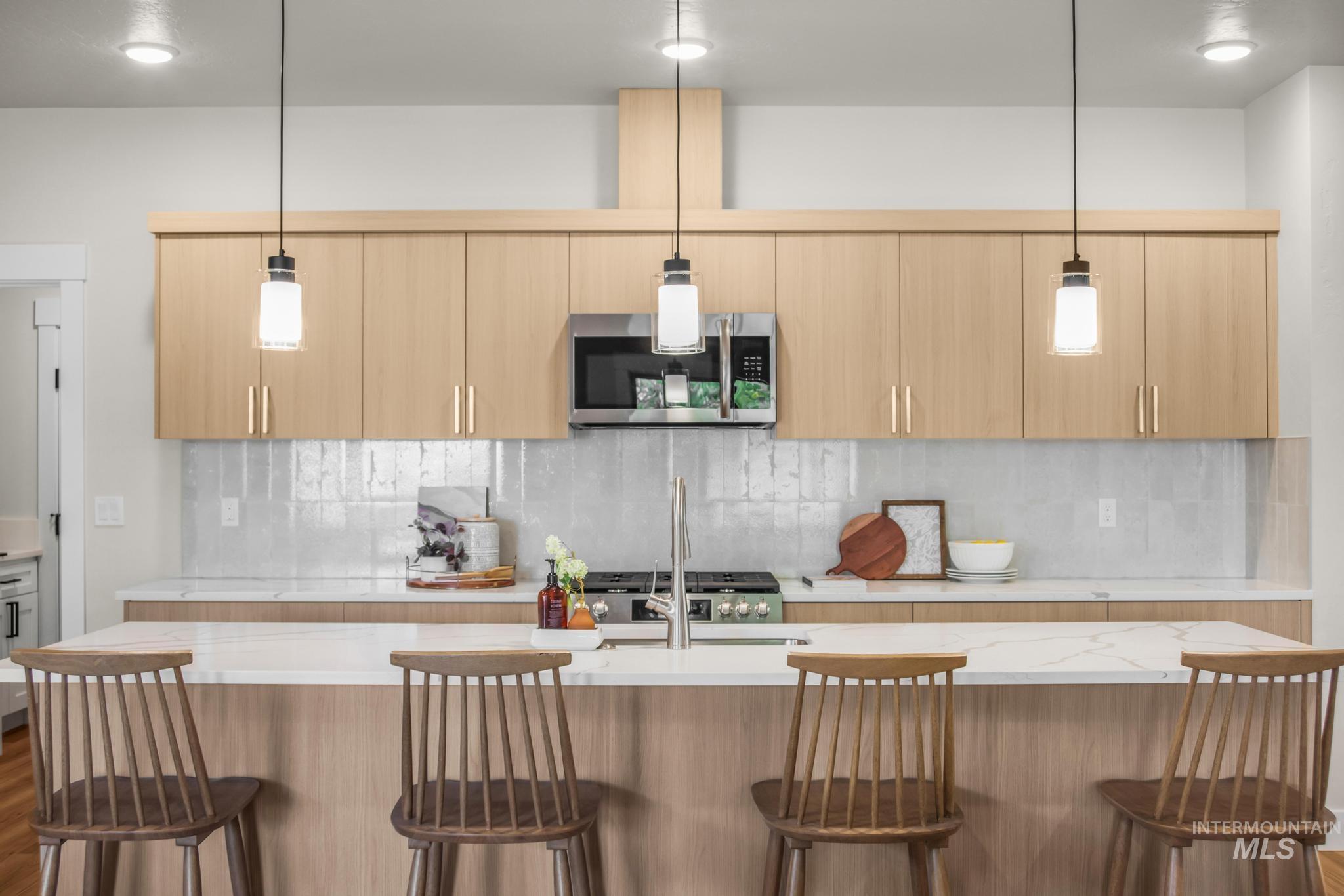 1712 E Grayson St, Meridian, Idaho 83642, 3 Bedrooms, 2 Bathrooms, Residential For Sale, Price $548,900, 98969915