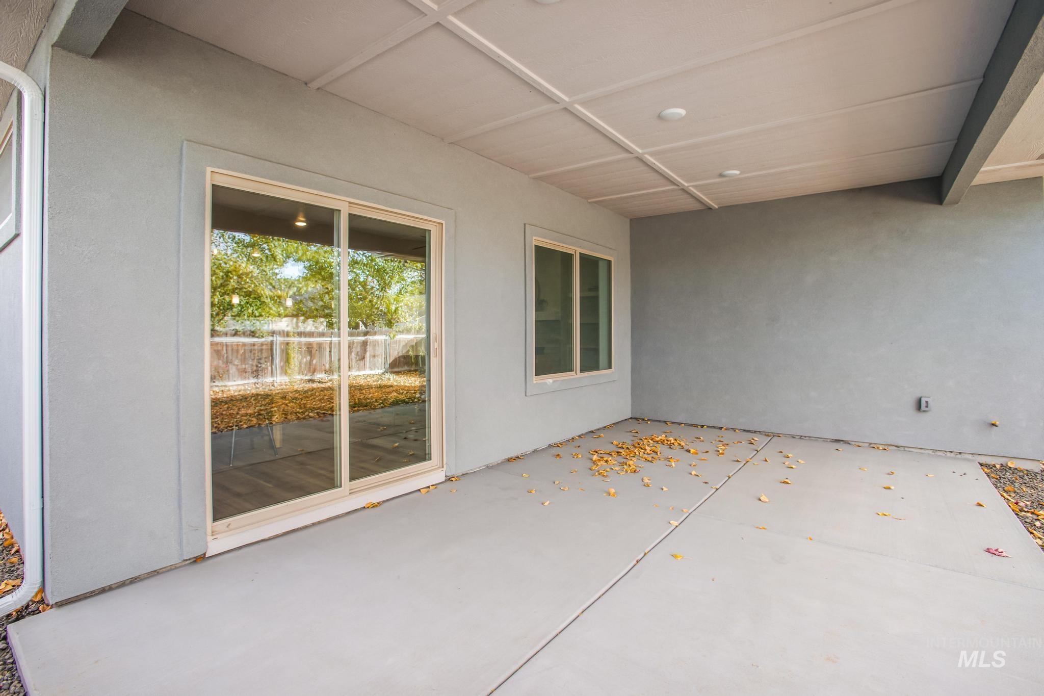 1712 E Grayson St, Meridian, Idaho 83642, 3 Bedrooms, 2 Bathrooms, Residential For Sale, Price $548,900, 98969915