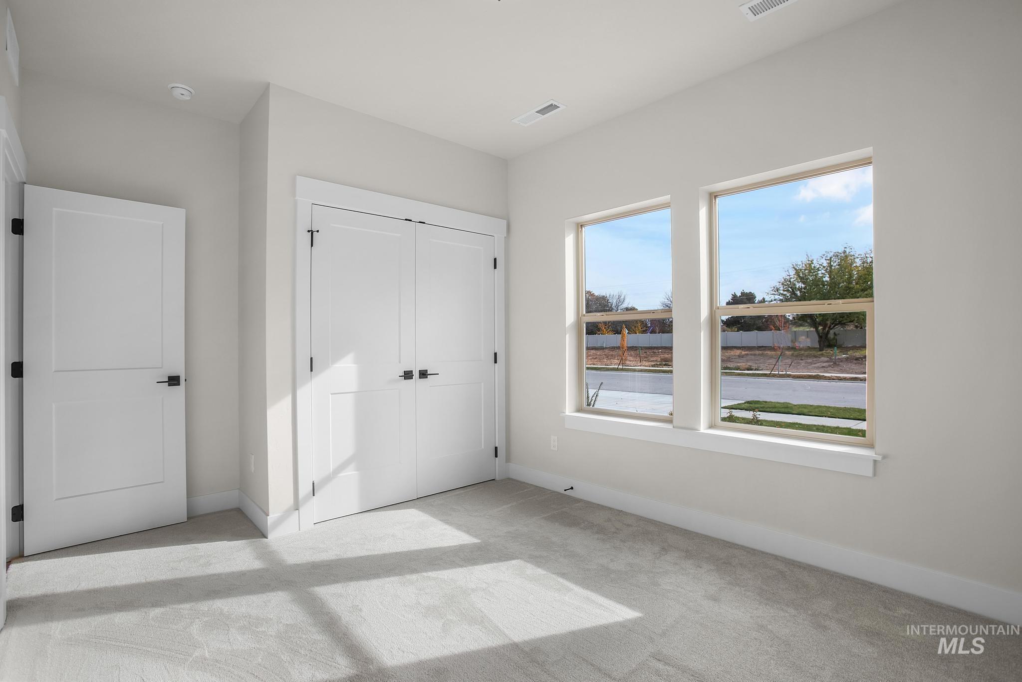 1712 E Grayson St, Meridian, Idaho 83642, 3 Bedrooms, 2 Bathrooms, Residential For Sale, Price $548,900, 98969915