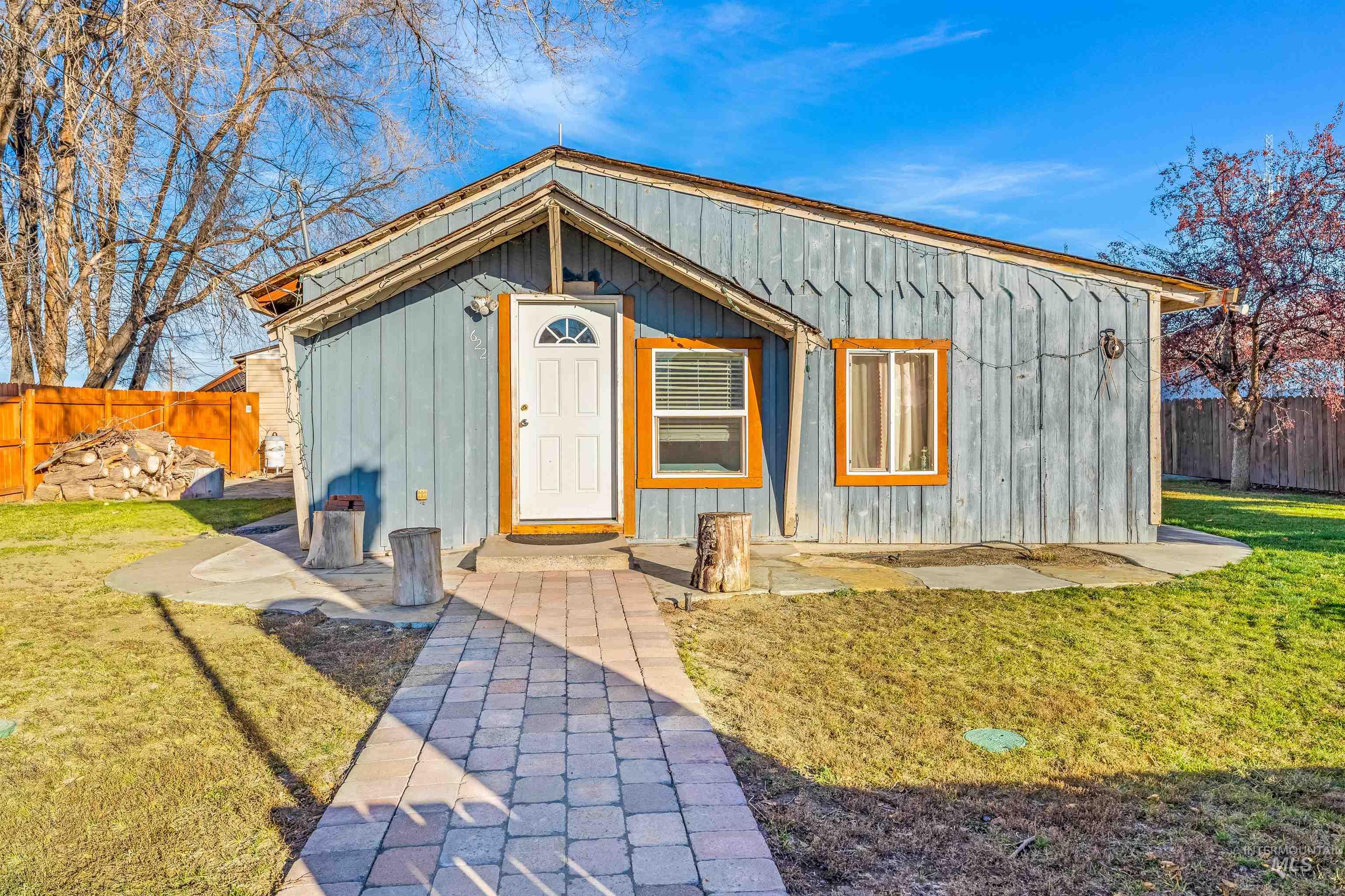 622 1st Ave E, Gooding, Idaho 83330, 3 Bedrooms, 1 Bathroom, Residential For Sale, Price $264,900,MLS 98969916