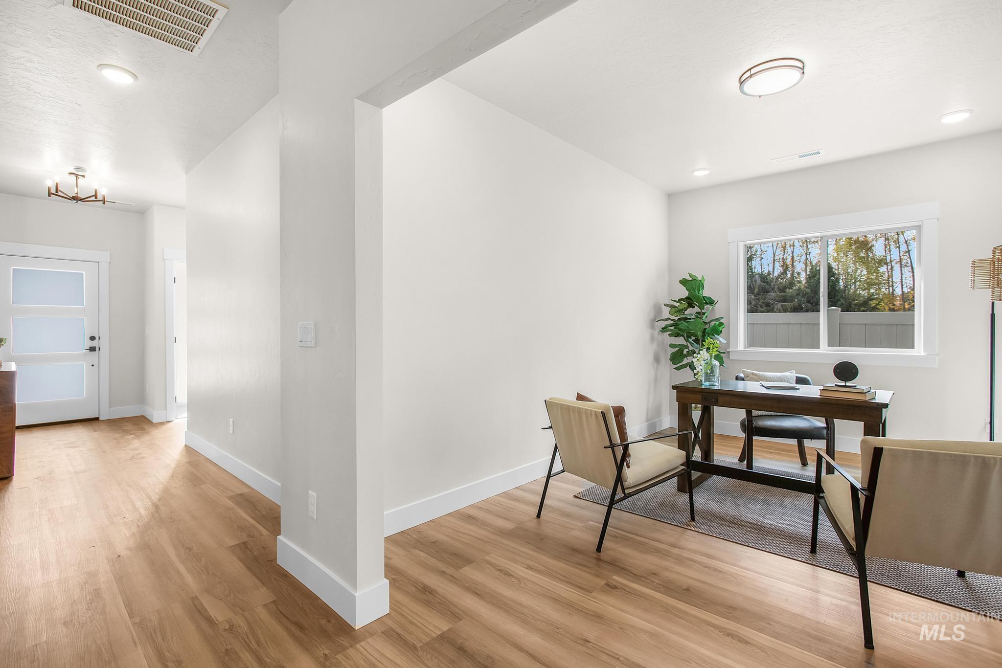 1696 E Grayson st, Meridian, Idaho 83742, 3 Bedrooms, 2 Bathrooms, Residential For Sale, Price $558,900, 98969918