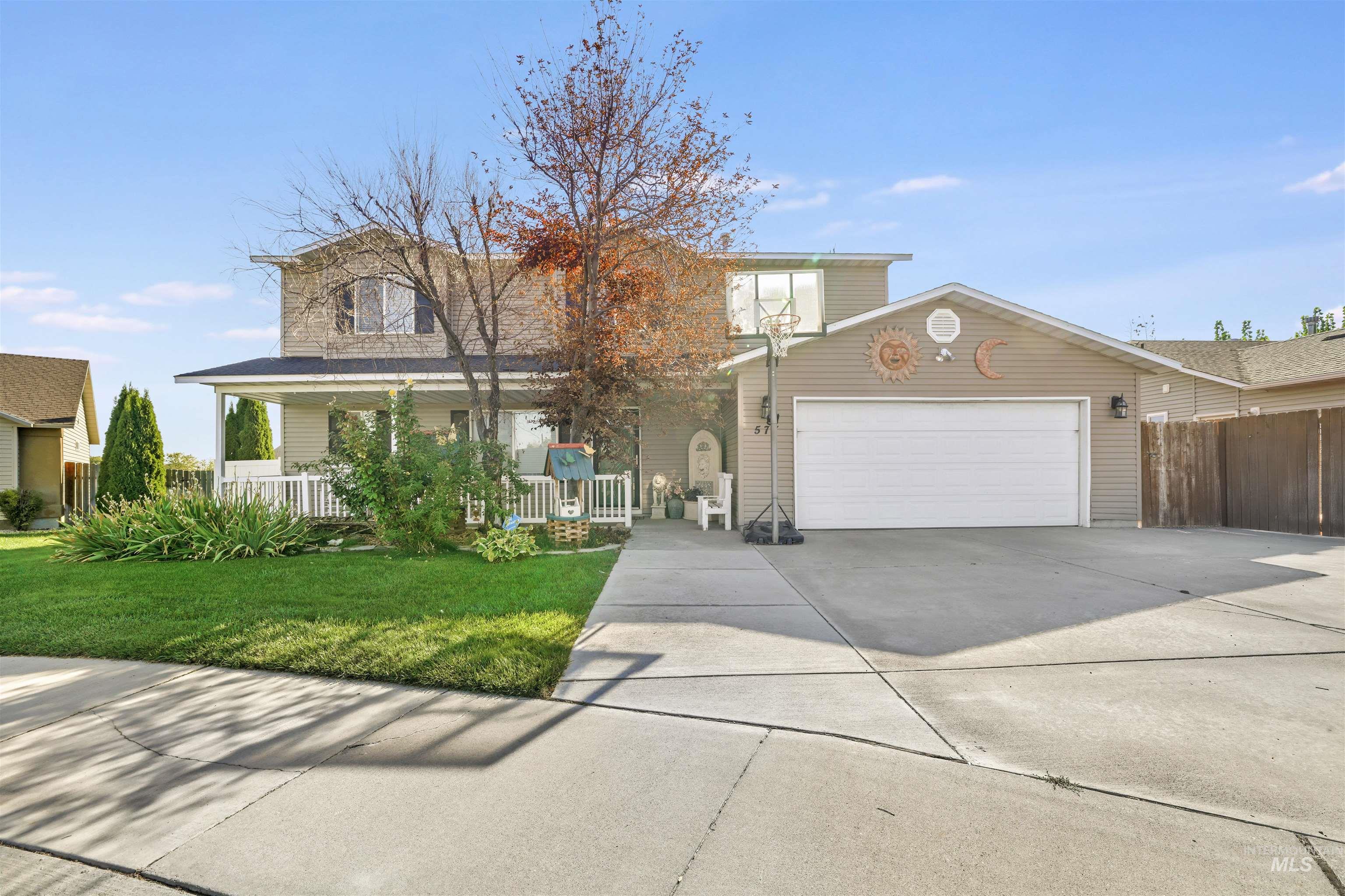 577 Hunter, Twin Falls, Idaho 83301, 4 Bedrooms, 2.5 Bathrooms, Residential For Sale, Price $355,000, 98969923