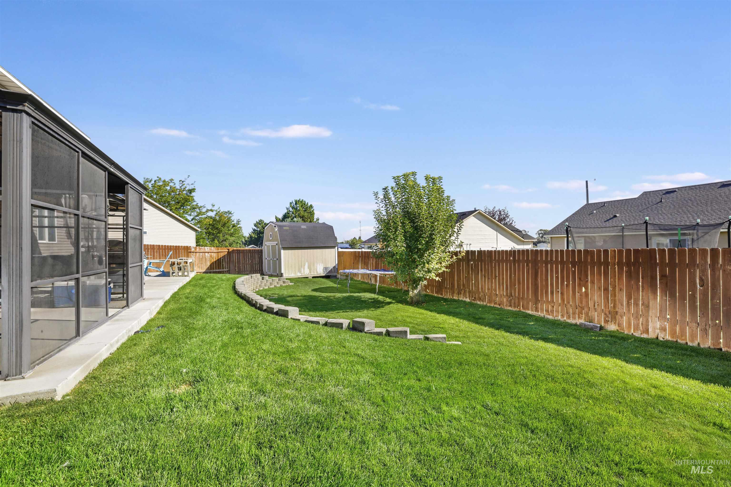 577 Hunter, Twin Falls, Idaho 83301, 4 Bedrooms, 2.5 Bathrooms, Residential For Sale, Price $355,000, 98969923