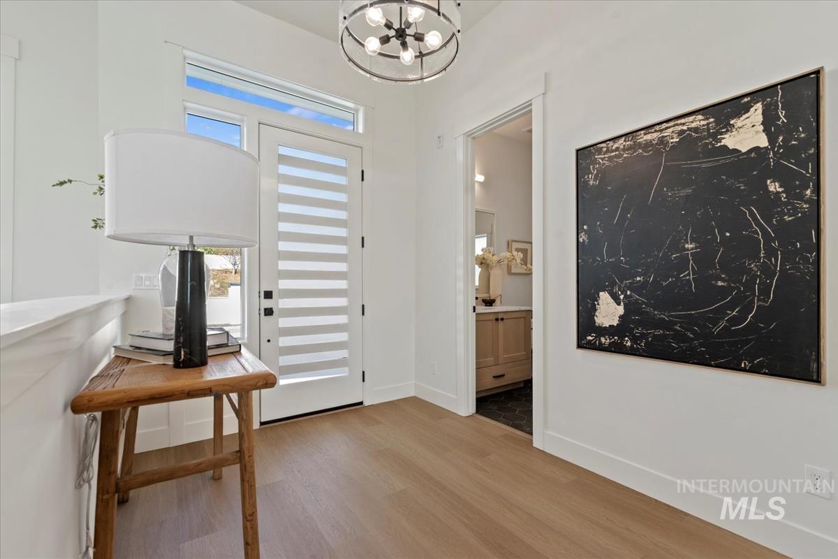 3541 E Warm Springs Ave, Boise, Idaho 83716, 3 Bedrooms, 2.5 Bathrooms, Residential For Sale, Price $889,900,MLS 98969925