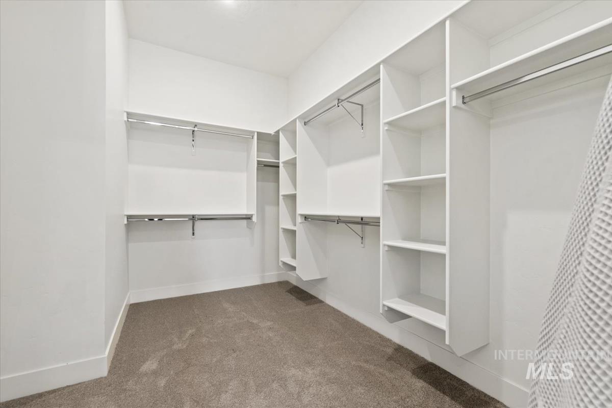 3541 E Warm Springs Ave, Boise, Idaho 83716, 3 Bedrooms, 2.5 Bathrooms, Residential For Sale, Price $889,900,MLS 98969925