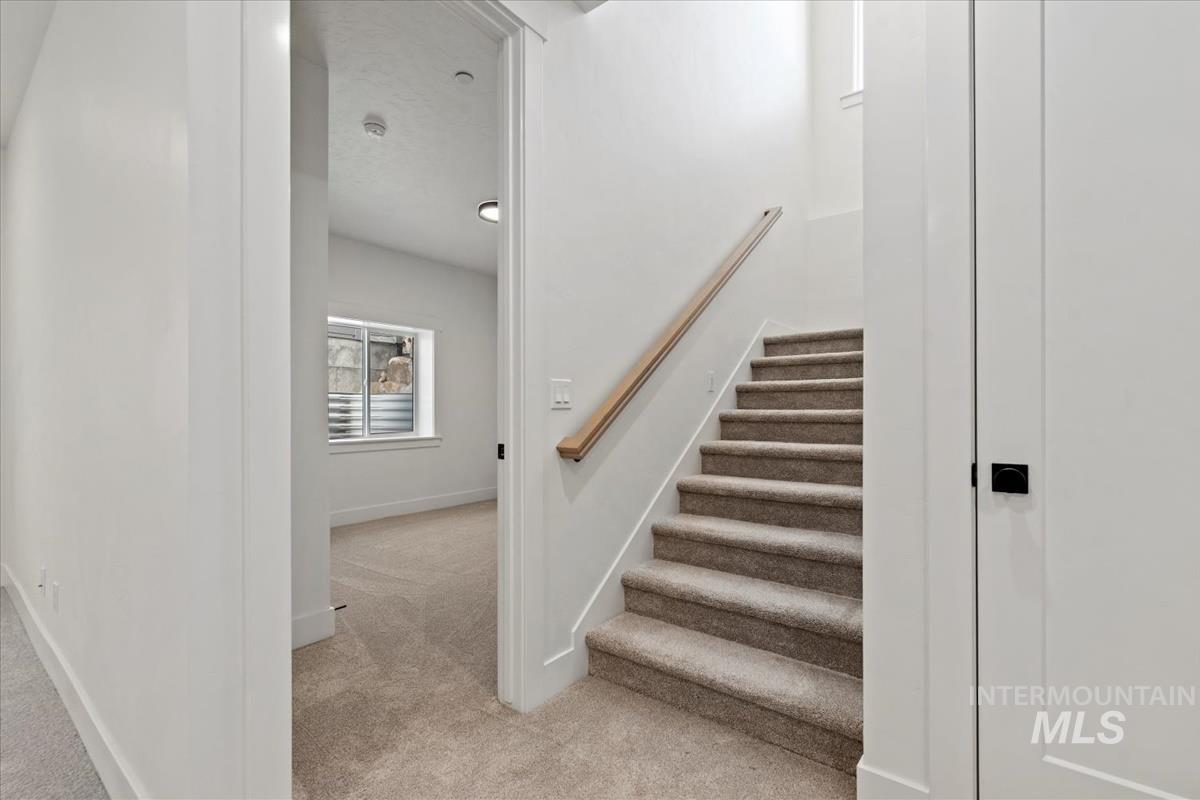 3541 E Warm Springs Ave, Boise, Idaho 83716, 3 Bedrooms, 2.5 Bathrooms, Residential For Sale, Price $889,900,MLS 98969925