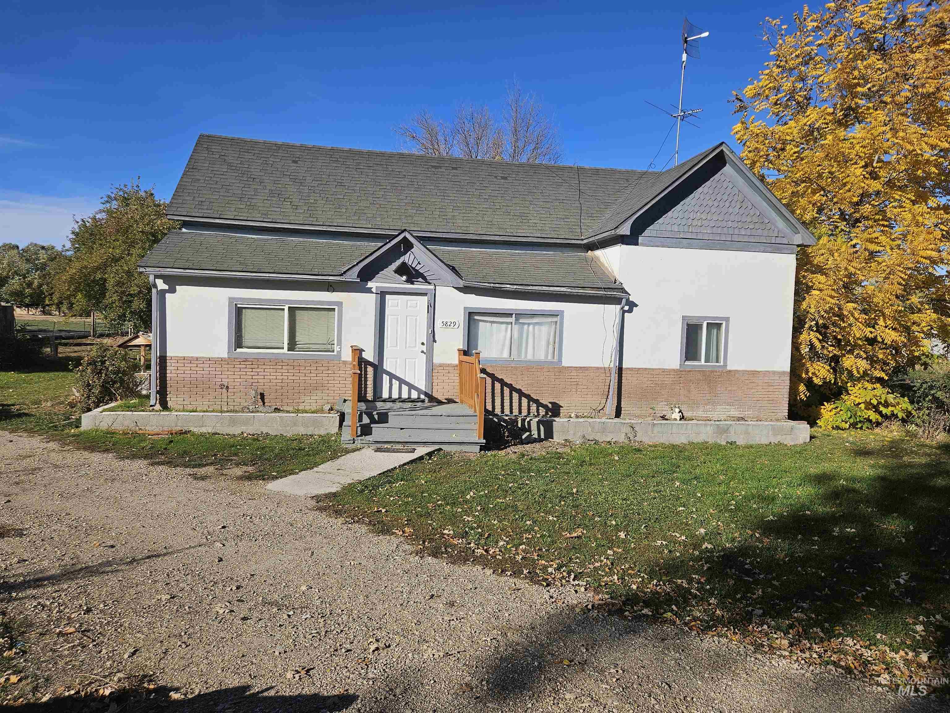 5829 3rd Ave, Nampa, Idaho 83686, 3 Bedrooms, 1 Bathroom, Residential For Sale, Price $375,000, 98969927