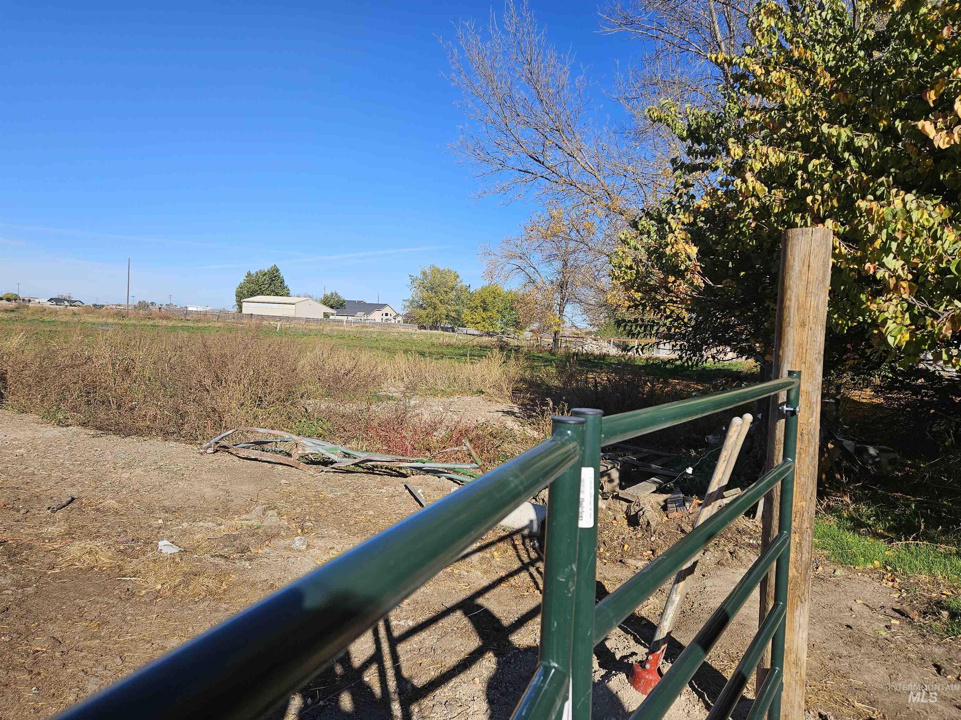 5829 3rd Ave, Nampa, Idaho 83686, 3 Bedrooms, 1 Bathroom, Residential For Sale, Price $375,000, 98969927