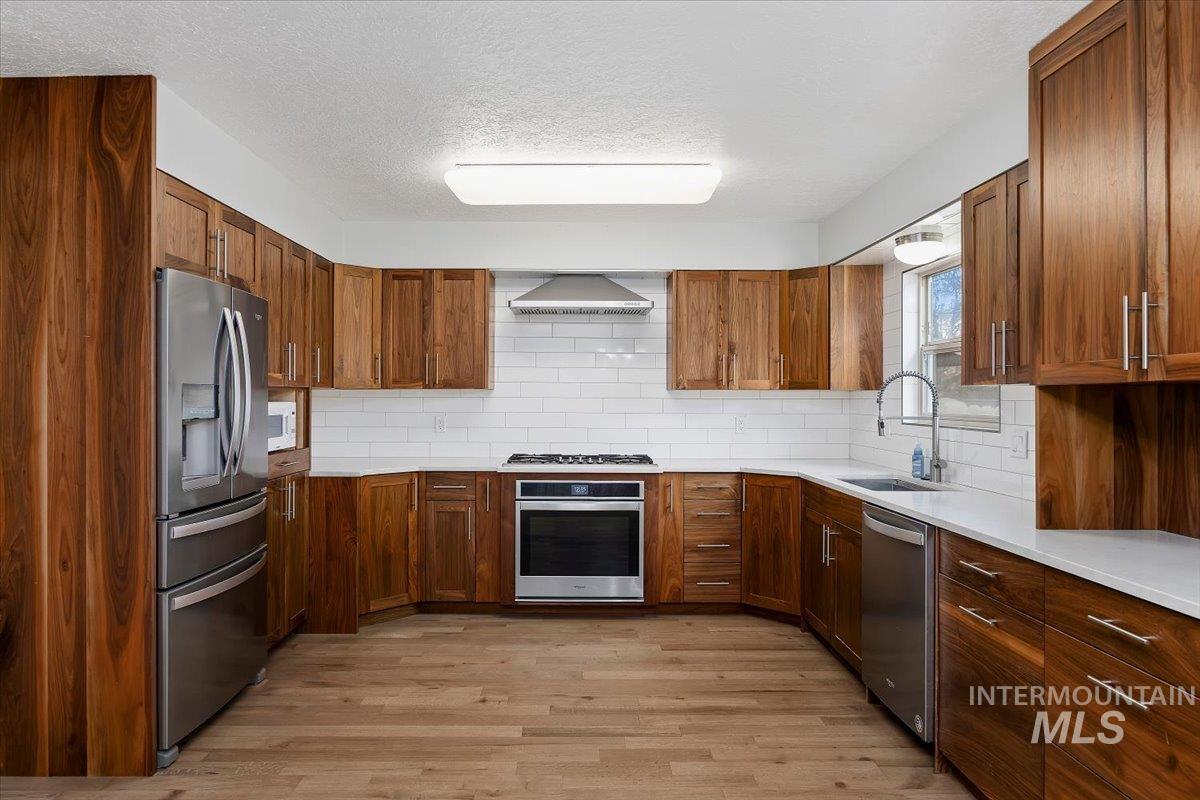 738 Aspenwood Lane, Twin Falls, Idaho 83301, 3 Bedrooms, 2 Bathrooms, Residential For Sale, Price $390,000, 98969933