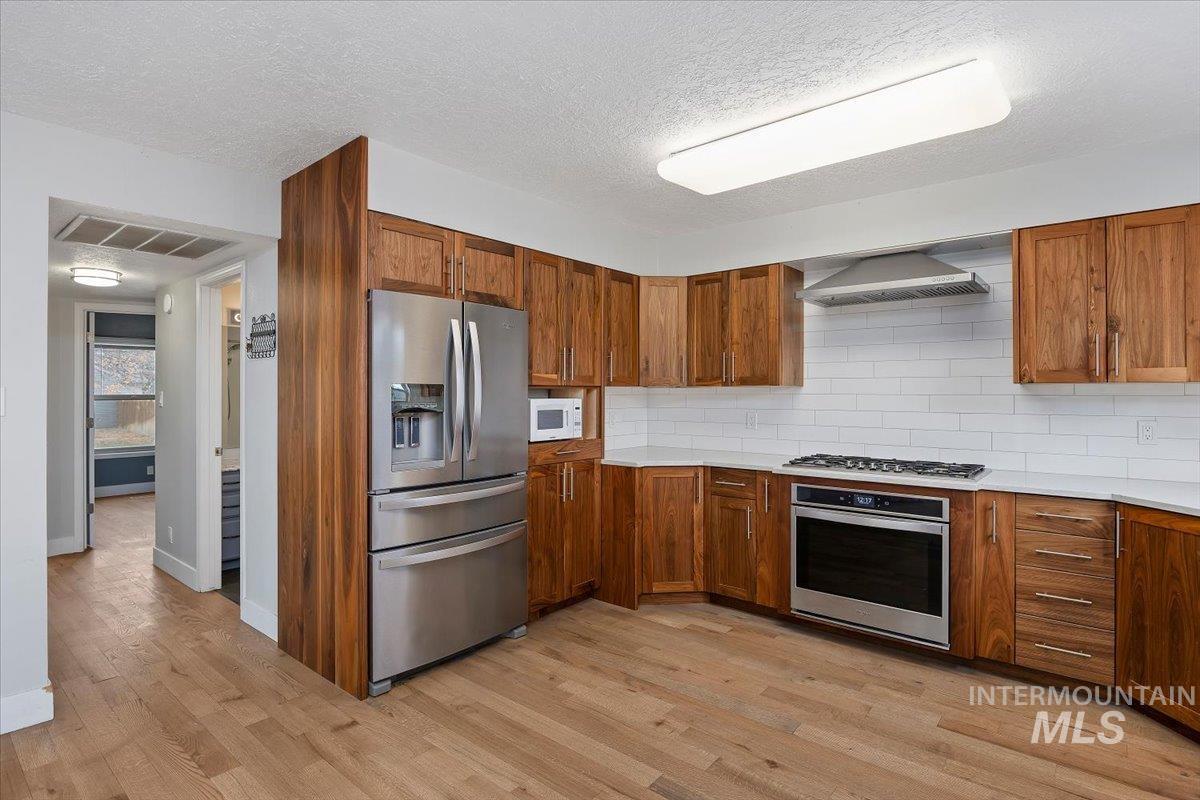 738 Aspenwood Lane, Twin Falls, Idaho 83301, 3 Bedrooms, 2 Bathrooms, Residential For Sale, Price $390,000, 98969933