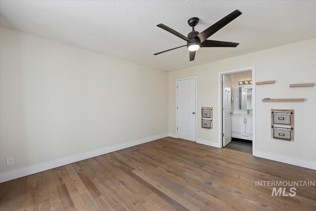 738 Aspenwood Lane, Twin Falls, Idaho 83301, 3 Bedrooms, 2 Bathrooms, Residential For Sale, Price $390,000, 98969933