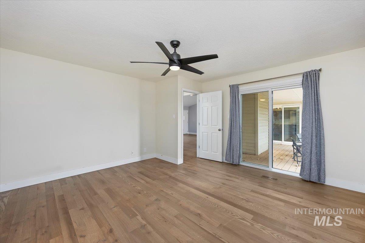 738 Aspenwood Lane, Twin Falls, Idaho 83301, 3 Bedrooms, 2 Bathrooms, Residential For Sale, Price $390,000, 98969933