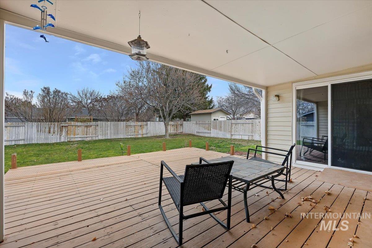 738 Aspenwood Lane, Twin Falls, Idaho 83301, 3 Bedrooms, 2 Bathrooms, Residential For Sale, Price $390,000, 98969933