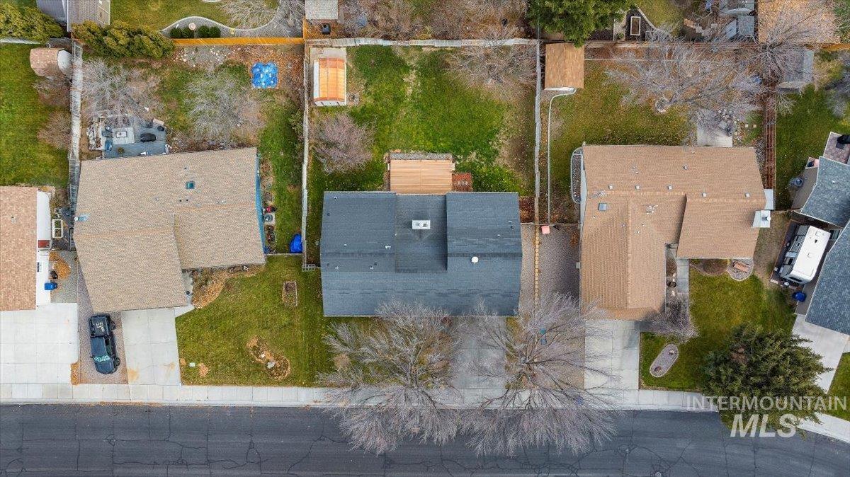 738 Aspenwood Lane, Twin Falls, Idaho 83301, 3 Bedrooms, 2 Bathrooms, Residential For Sale, Price $390,000, 98969933