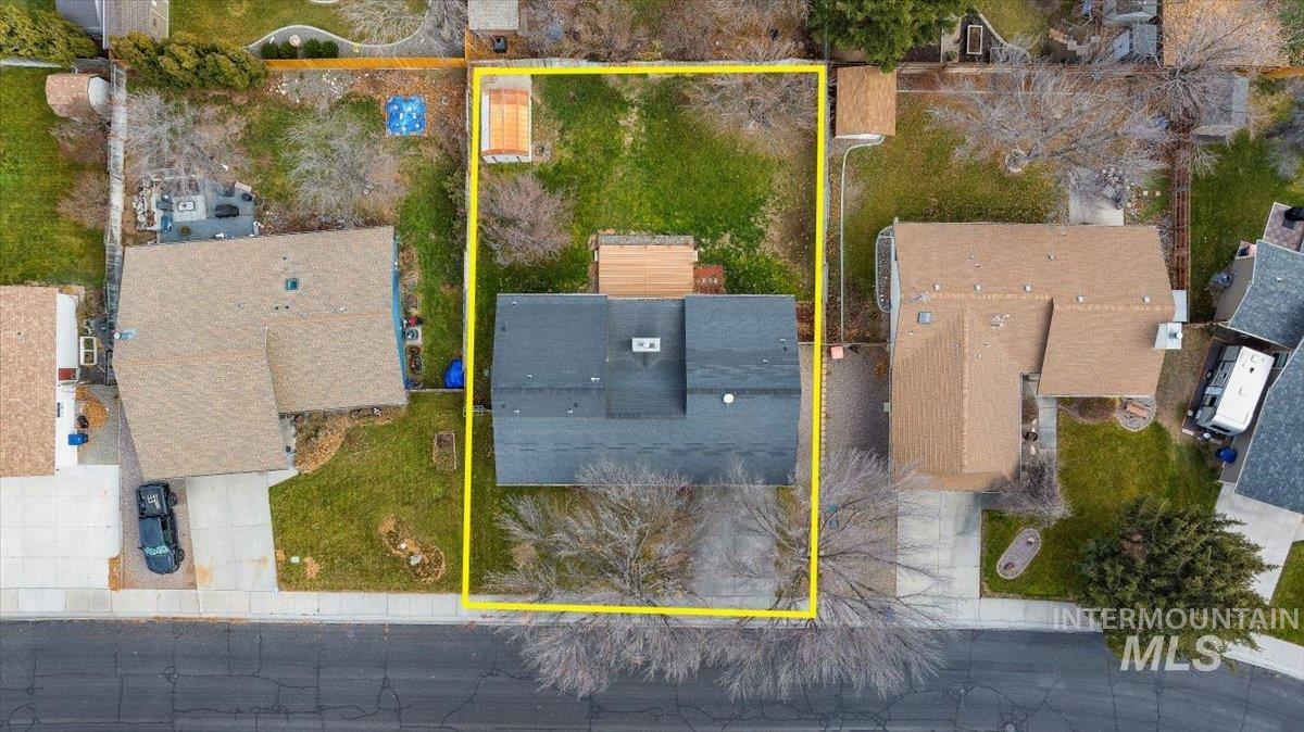 738 Aspenwood Lane, Twin Falls, Idaho 83301, 3 Bedrooms, 2 Bathrooms, Residential For Sale, Price $390,000, 98969933