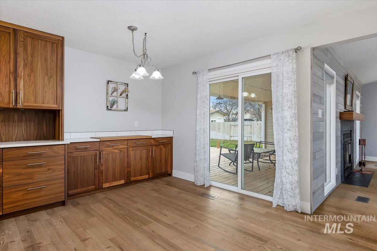 738 Aspenwood Lane, Twin Falls, Idaho 83301, 3 Bedrooms, 2 Bathrooms, Residential For Sale, Price $390,000, 98969933