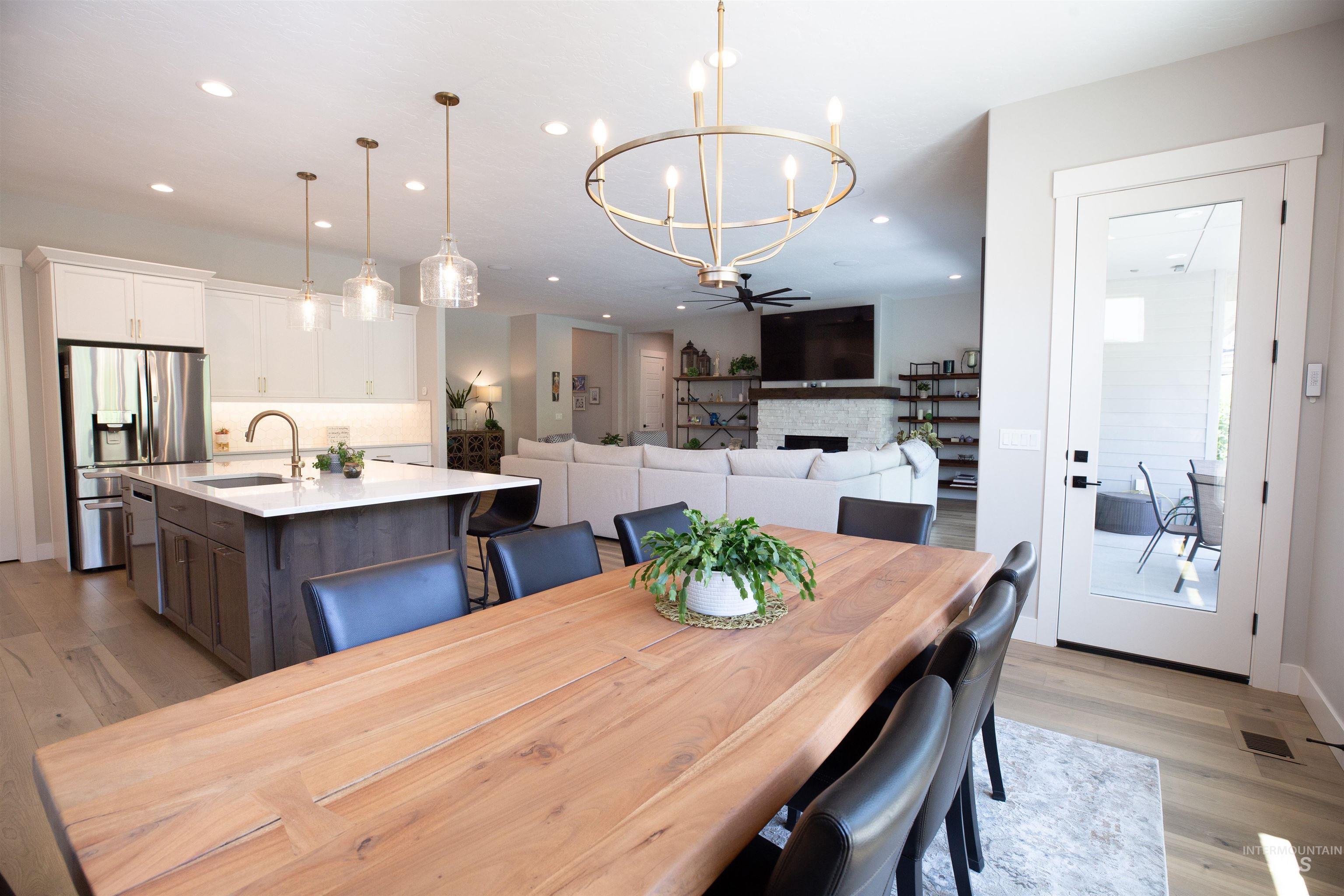 6121 S Cubola Way, Meridian, Idaho 83642, 4 Bedrooms, 2.5 Bathrooms, Residential For Sale, Price $889,000, 98969935