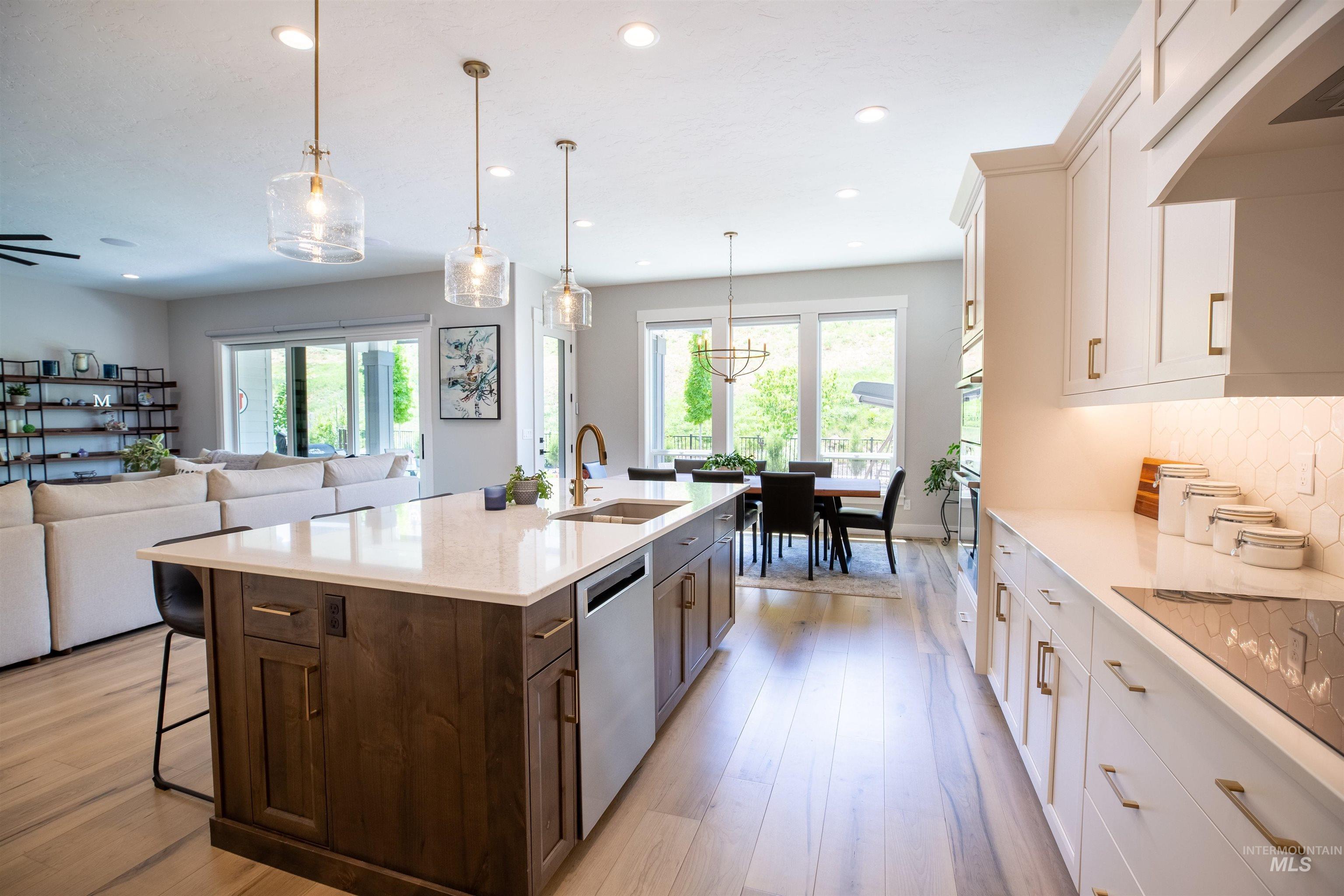 6121 S Cubola Way, Meridian, Idaho 83642, 4 Bedrooms, 2.5 Bathrooms, Residential For Sale, Price $889,000, 98969935