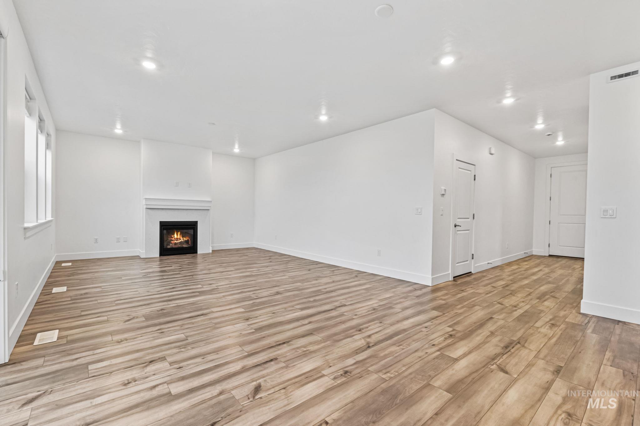 14370 Fractus Dr, Caldwell, Idaho 83607, 4 Bedrooms, 3 Bathrooms, Residential For Sale, Price $508,000, 98969939