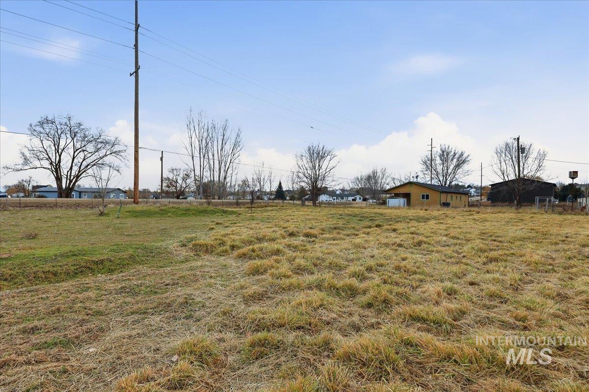 14666 Willis Rd, Caldwell, Idaho 83607, 3 Bedrooms, 2 Bathrooms, Residential For Sale, Price $534,900,MLS 98969943