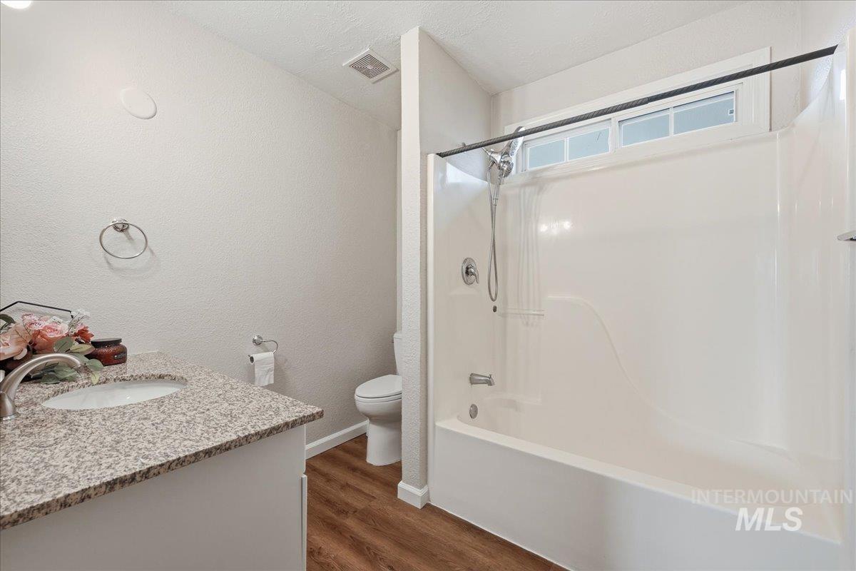 14666 Willis Rd, Caldwell, Idaho 83607, 3 Bedrooms, 2 Bathrooms, Residential For Sale, Price $470,000,MLS 98969943