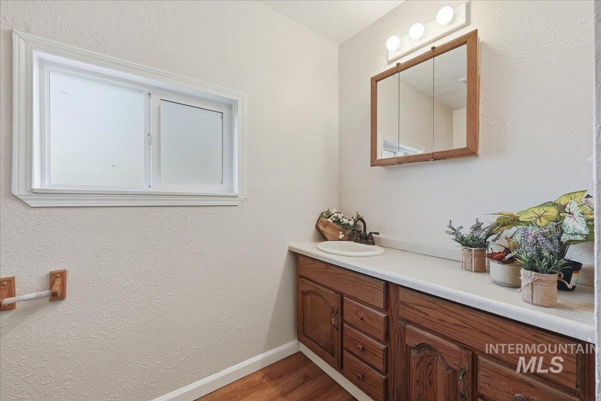14666 Willis Rd, Caldwell, Idaho 83607, 3 Bedrooms, 2 Bathrooms, Residential For Sale, Price $470,000,MLS 98969943