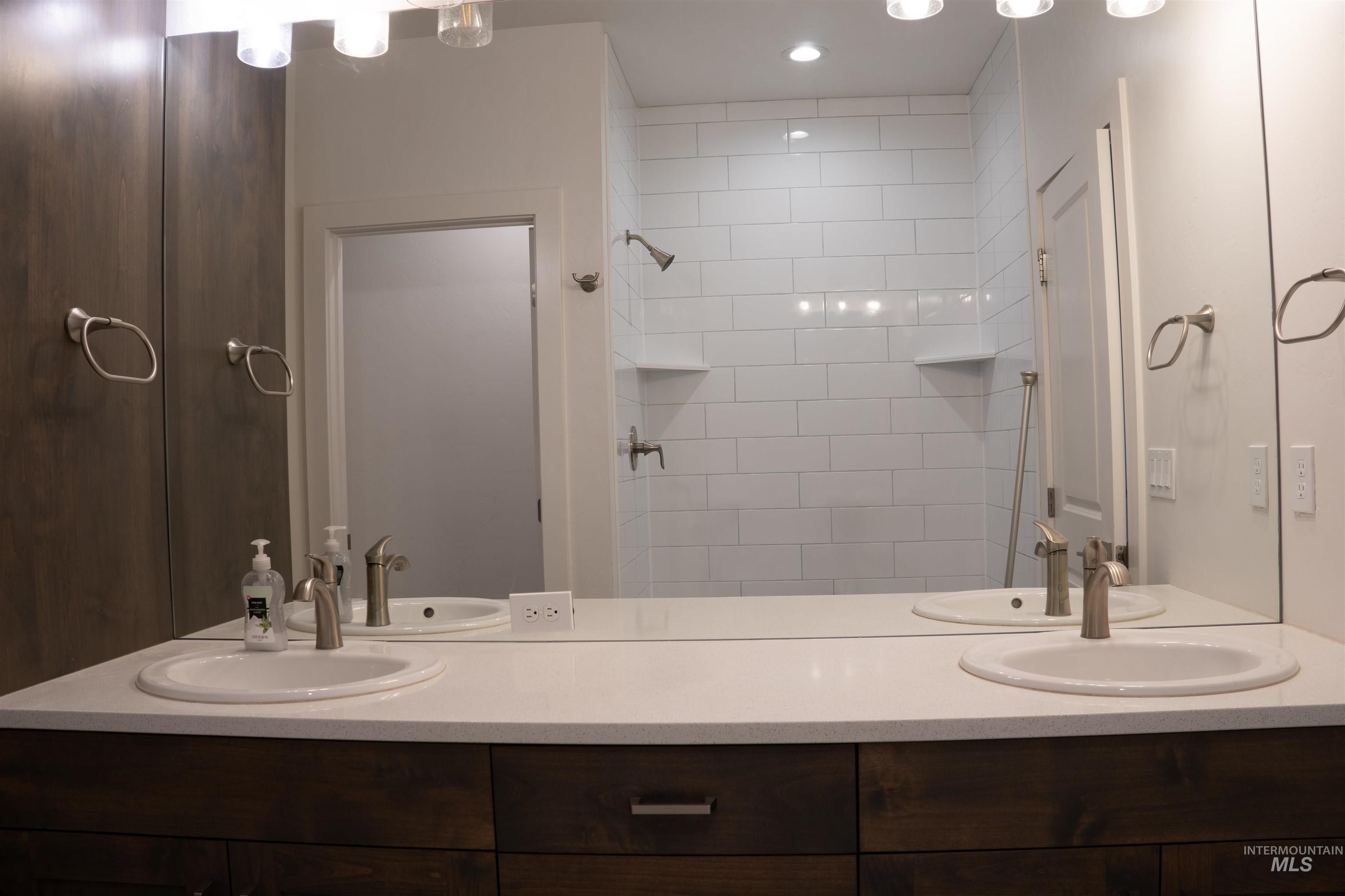 11067 W Shelborne Street, Boise, Idaho 83709, 3 Bedrooms, 2 Bathrooms, Residential For Sale, Price $415,000,MLS 98969944