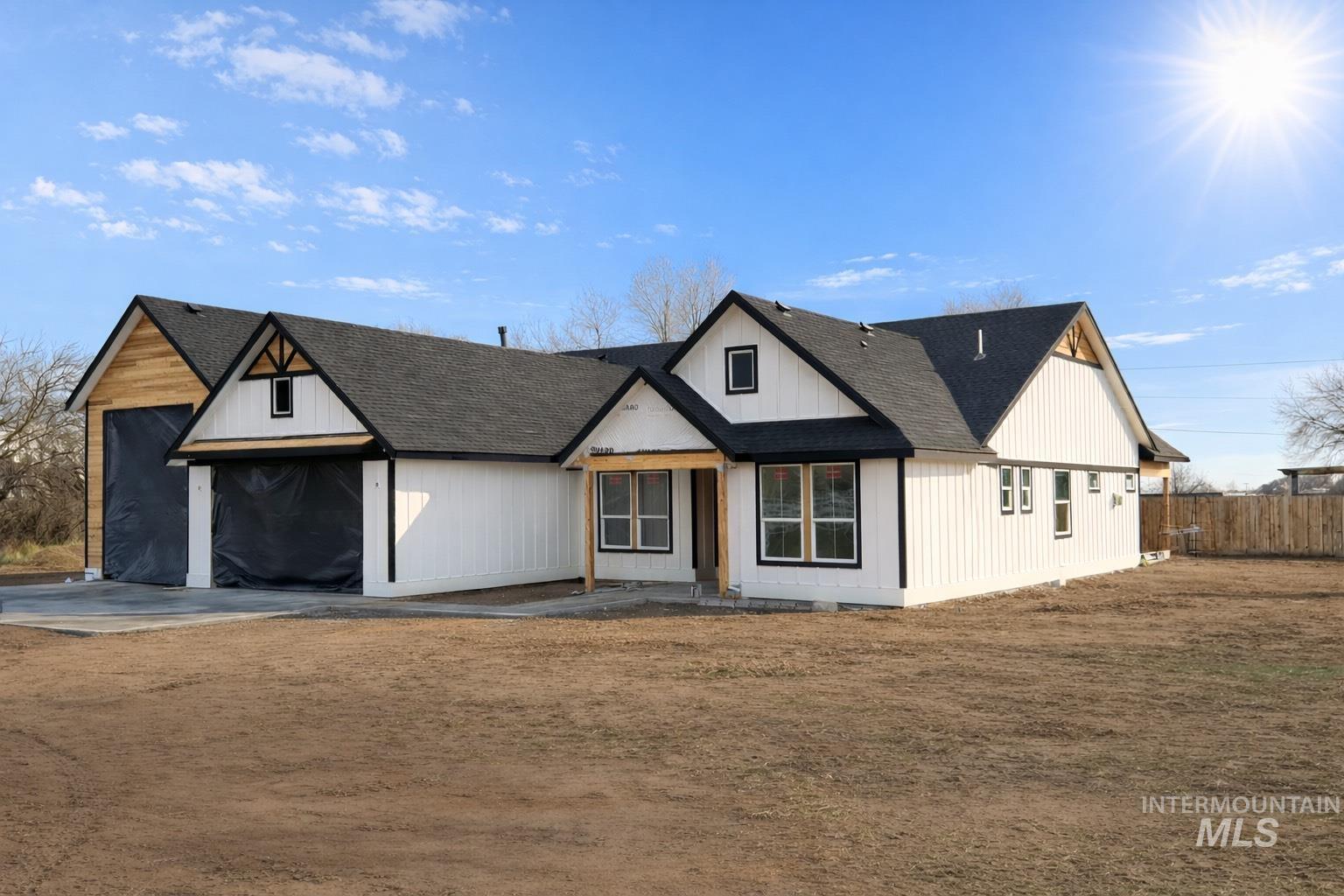 5540 SE Greenwood Ave, Mountain Home, Idaho 83647, 3 Bedrooms, 2.5 Bathrooms, Residential For Sale, Price $749,900, 98969945