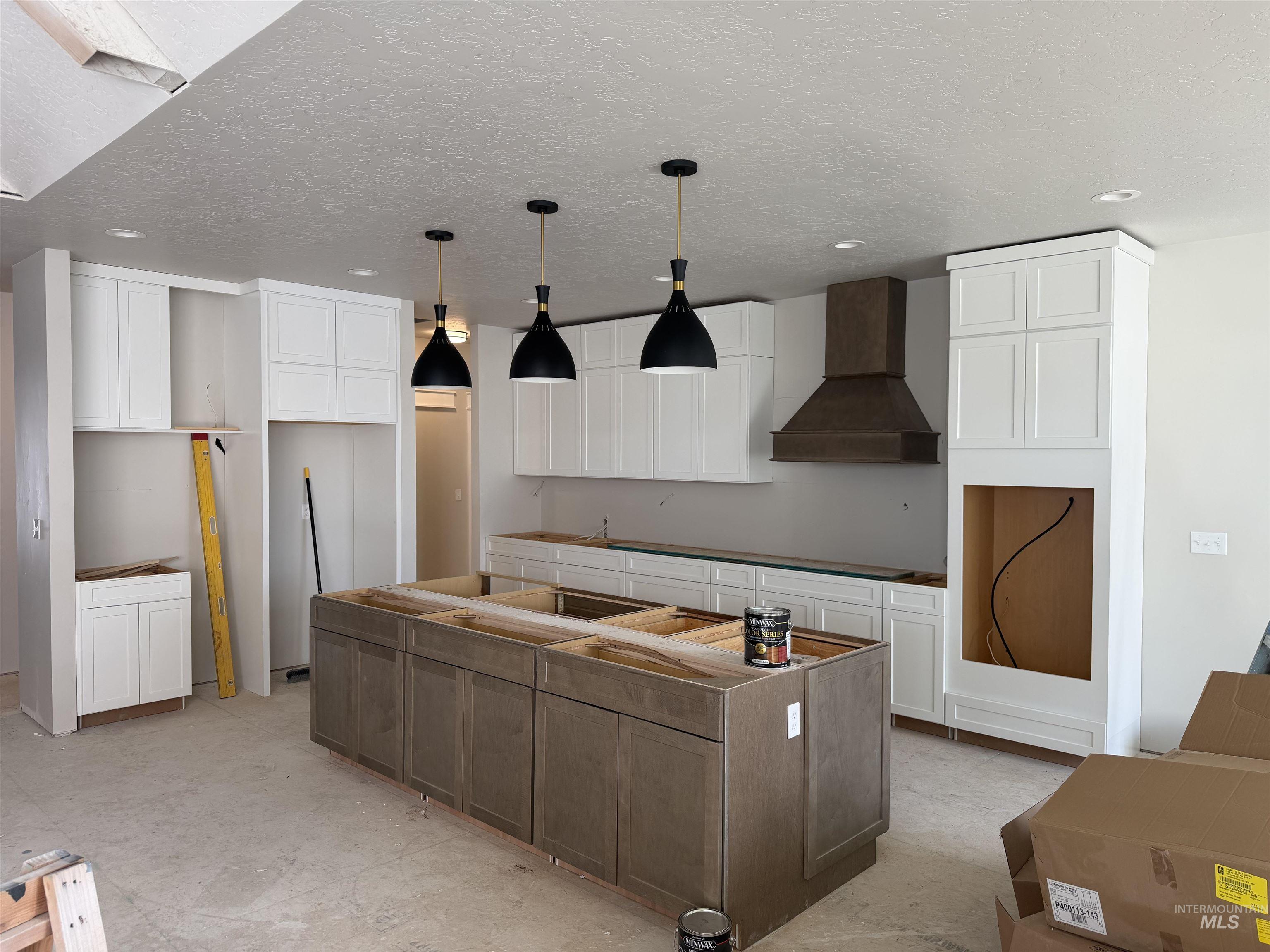 5540 SE Greenwood Ave, Mountain Home, Idaho 83647, 3 Bedrooms, 2.5 Bathrooms, Residential For Sale, Price $749,900,MLS 98969945