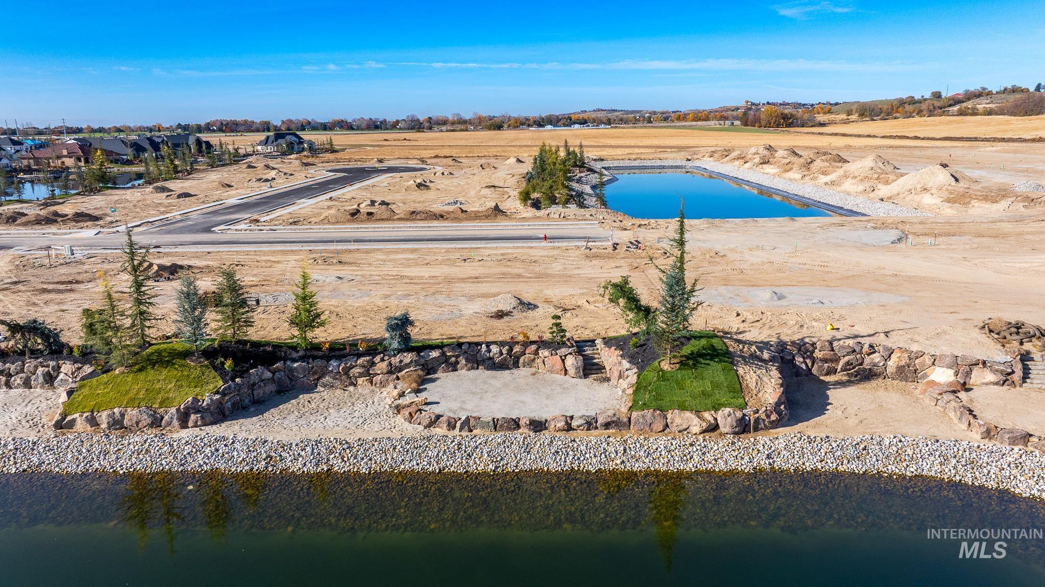 Waterfront lot in Terra View