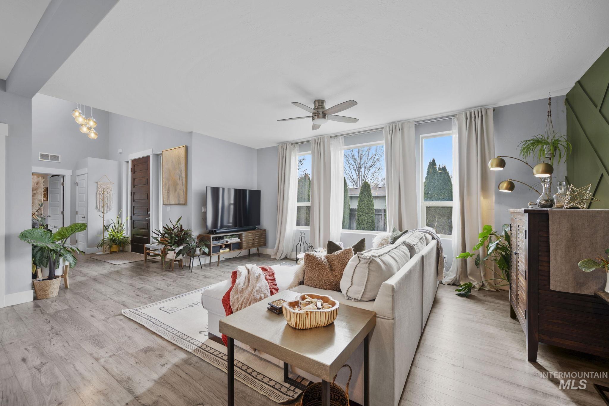 1634 W Wright Street, Boise, Idaho 83705, 3 Bedrooms, 2.5 Bathrooms, Residential For Sale, Price $659,000, 98969954