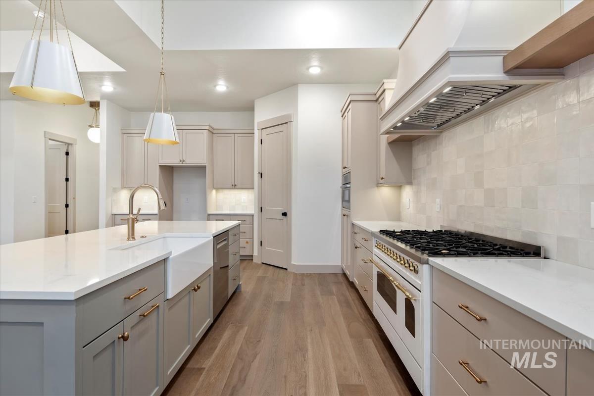 3323 W Golden Barrel St., Eagle, Idaho 83616, 4 Bedrooms, 2.5 Bathrooms, Residential For Sale, Price $1,099,000, 98969962