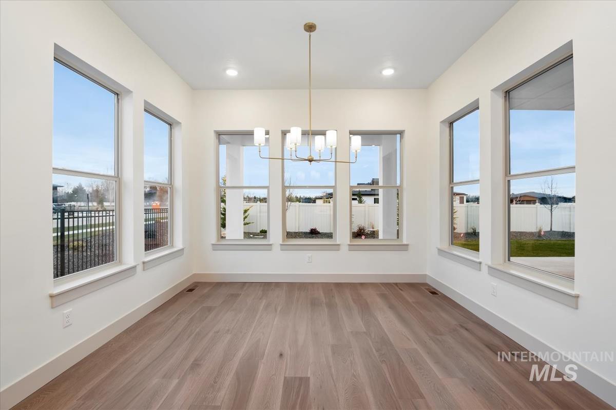 3323 W Golden Barrel St., Eagle, Idaho 83616, 4 Bedrooms, 2.5 Bathrooms, Residential For Sale, Price $1,099,000, 98969962