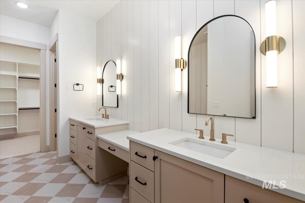 3323 W Golden Barrel St., Eagle, Idaho 83616, 4 Bedrooms, 2.5 Bathrooms, Residential For Sale, Price $1,099,000, 98969962